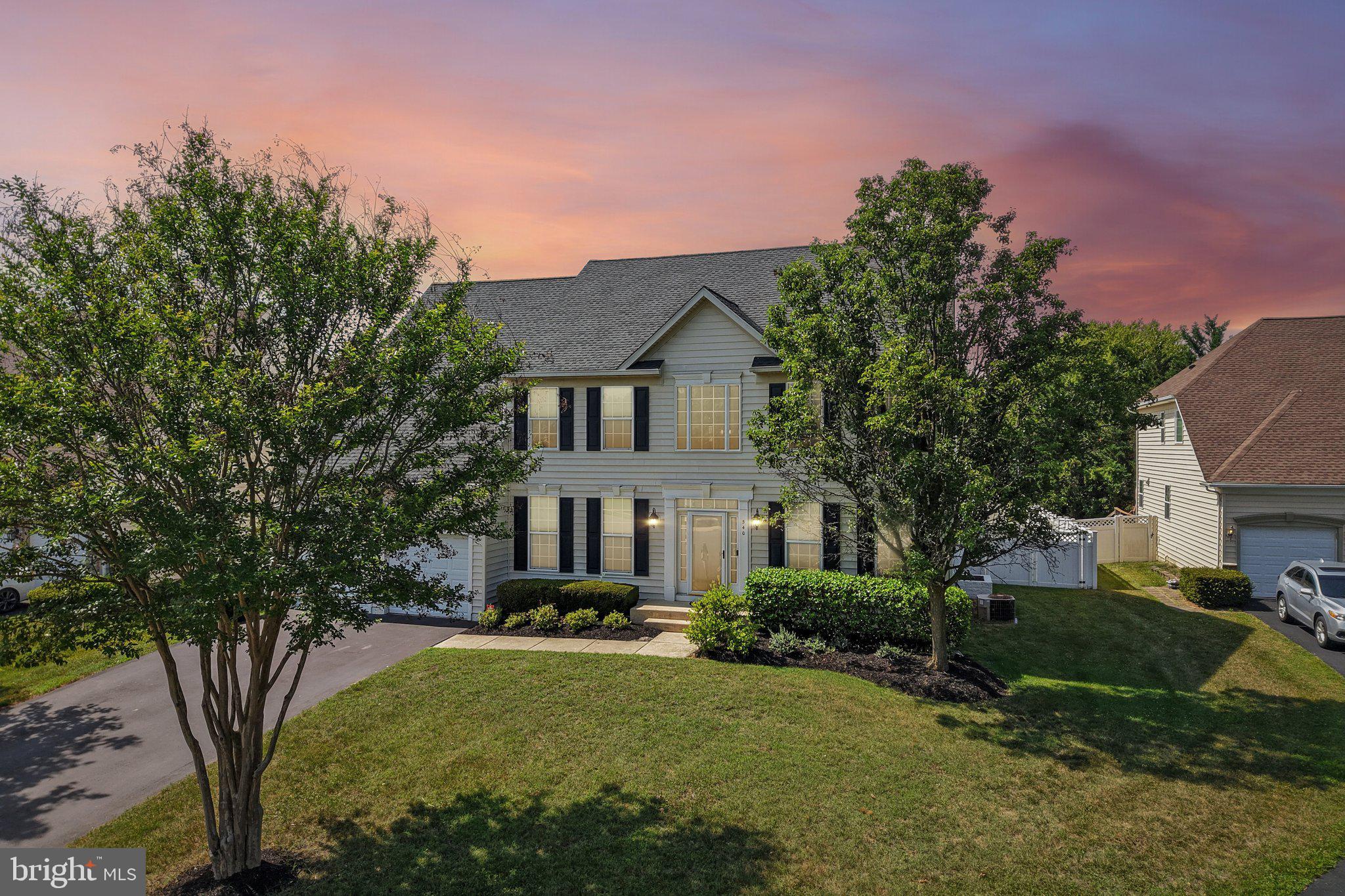 ASHBROOK - Residential
