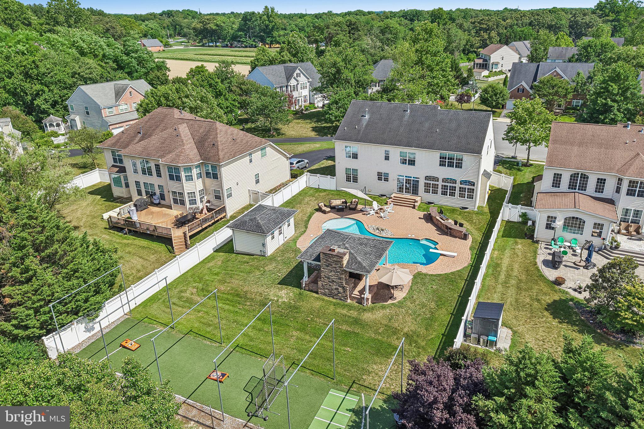 ASHBROOK - Residential