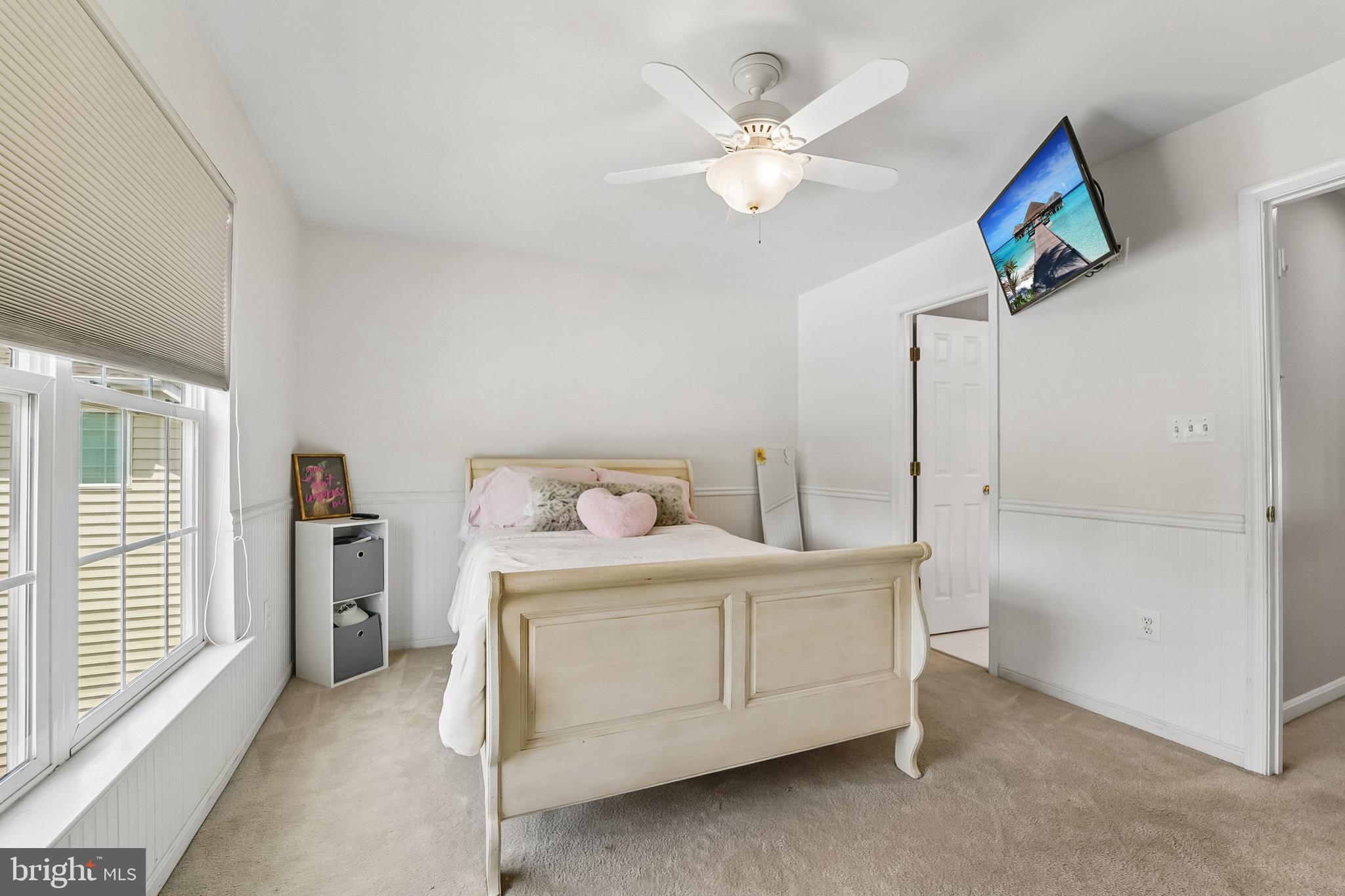 ASHBROOK - Residential