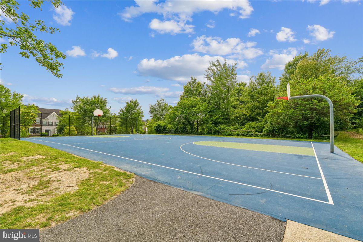 GREENWAY VILLAGE - Residential