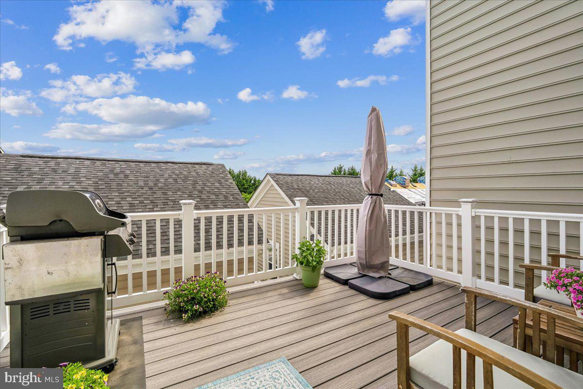 GREENWAY VILLAGE - Residential