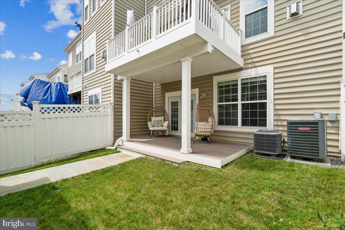 GREENWAY VILLAGE - Residential