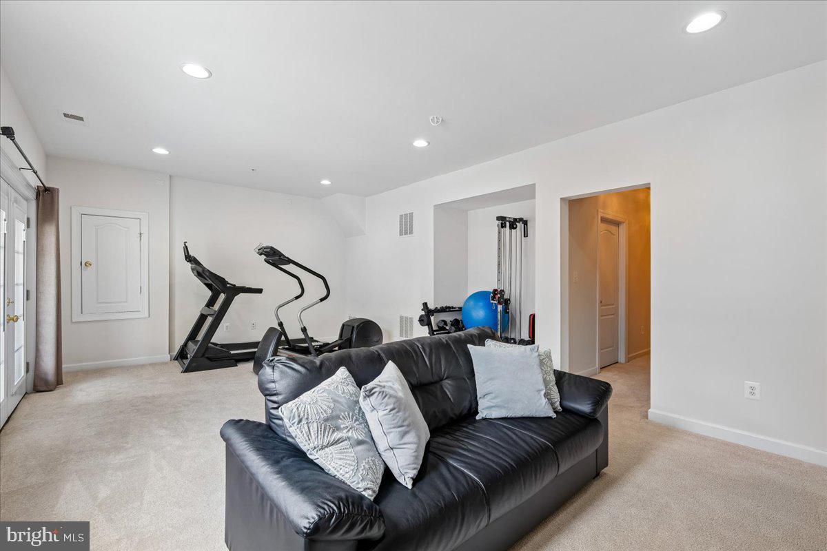 GREENWAY VILLAGE - Residential