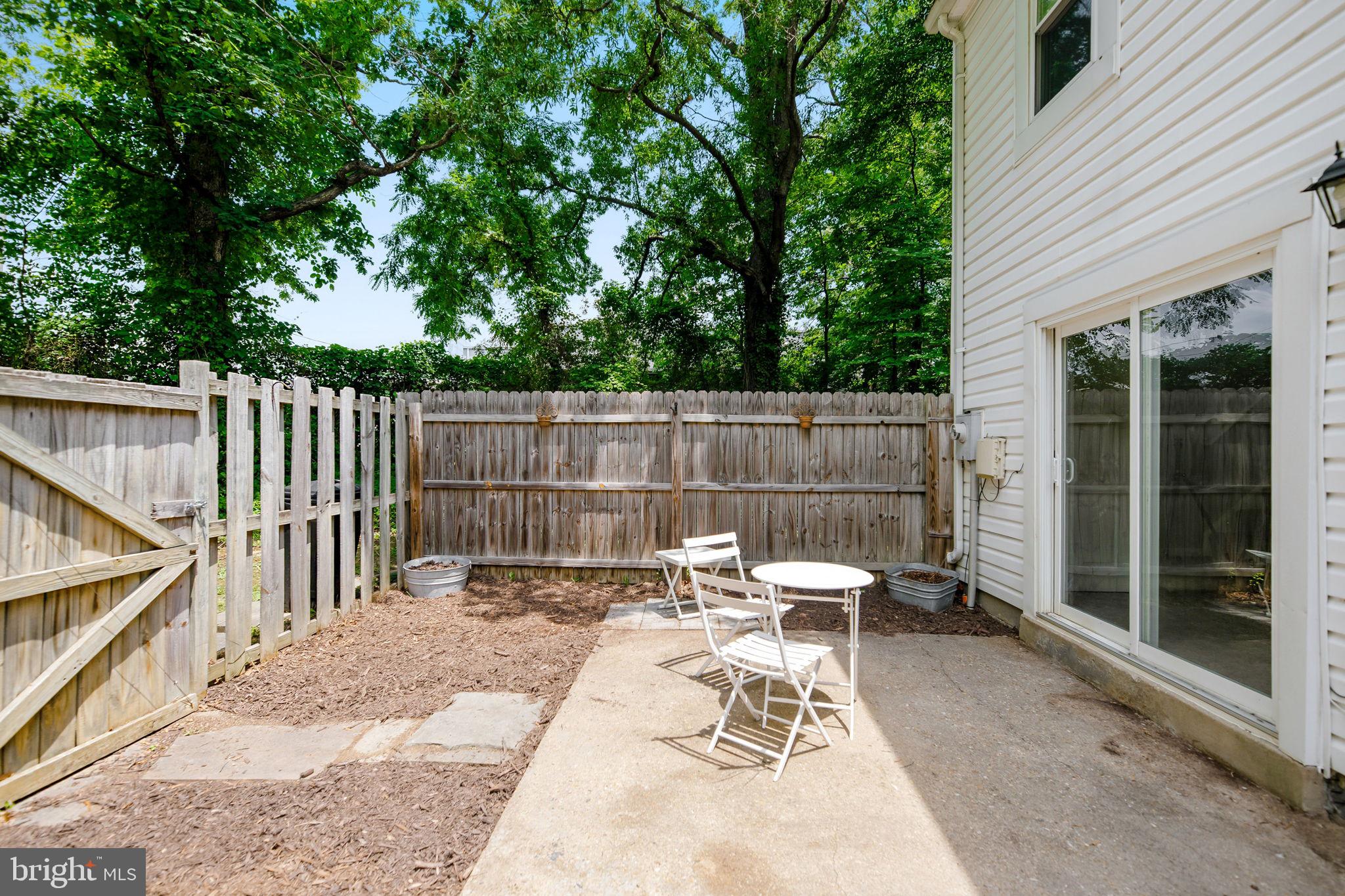 JEFFERSON PLACE - Residential