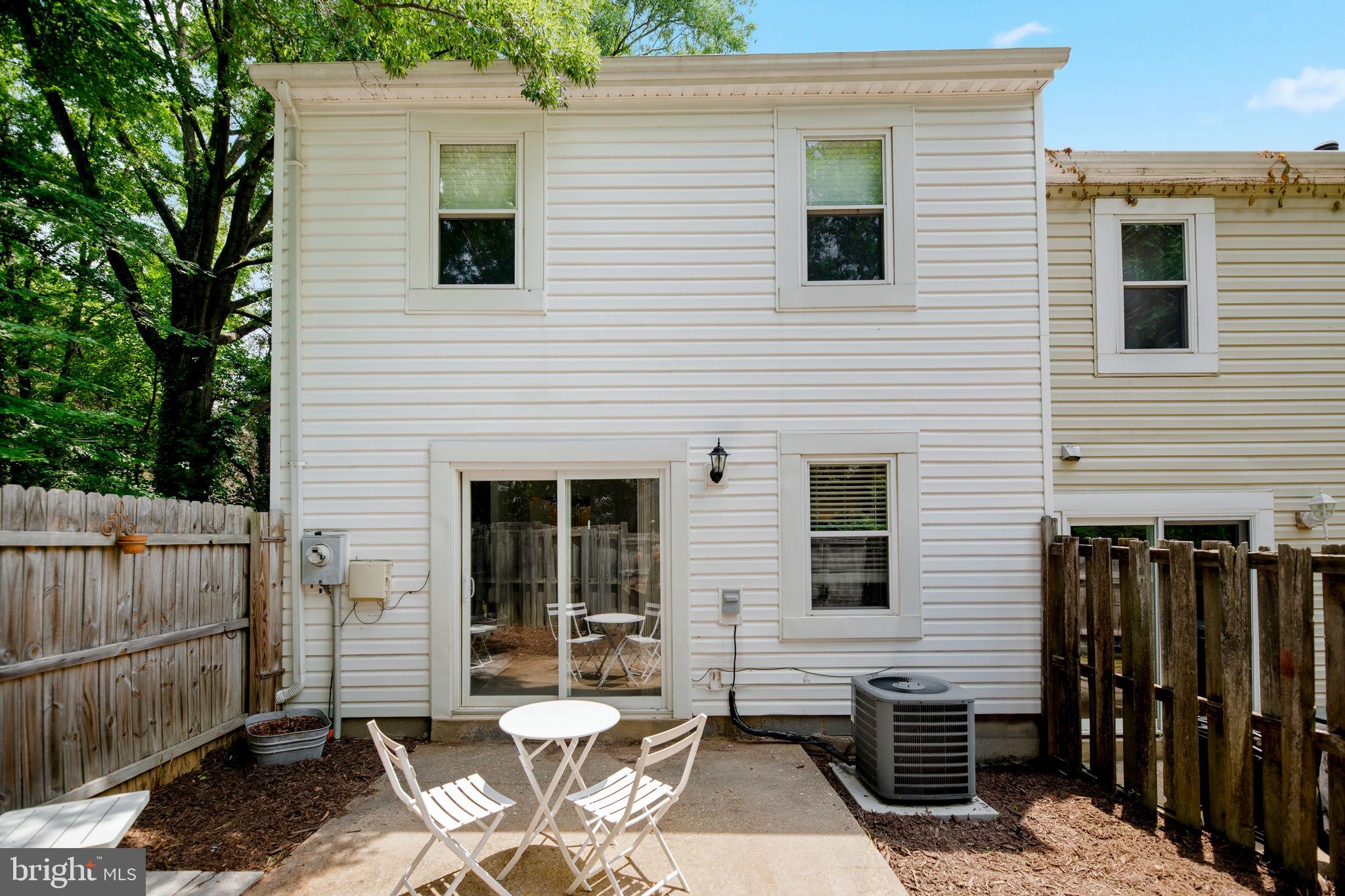 JEFFERSON PLACE - Residential