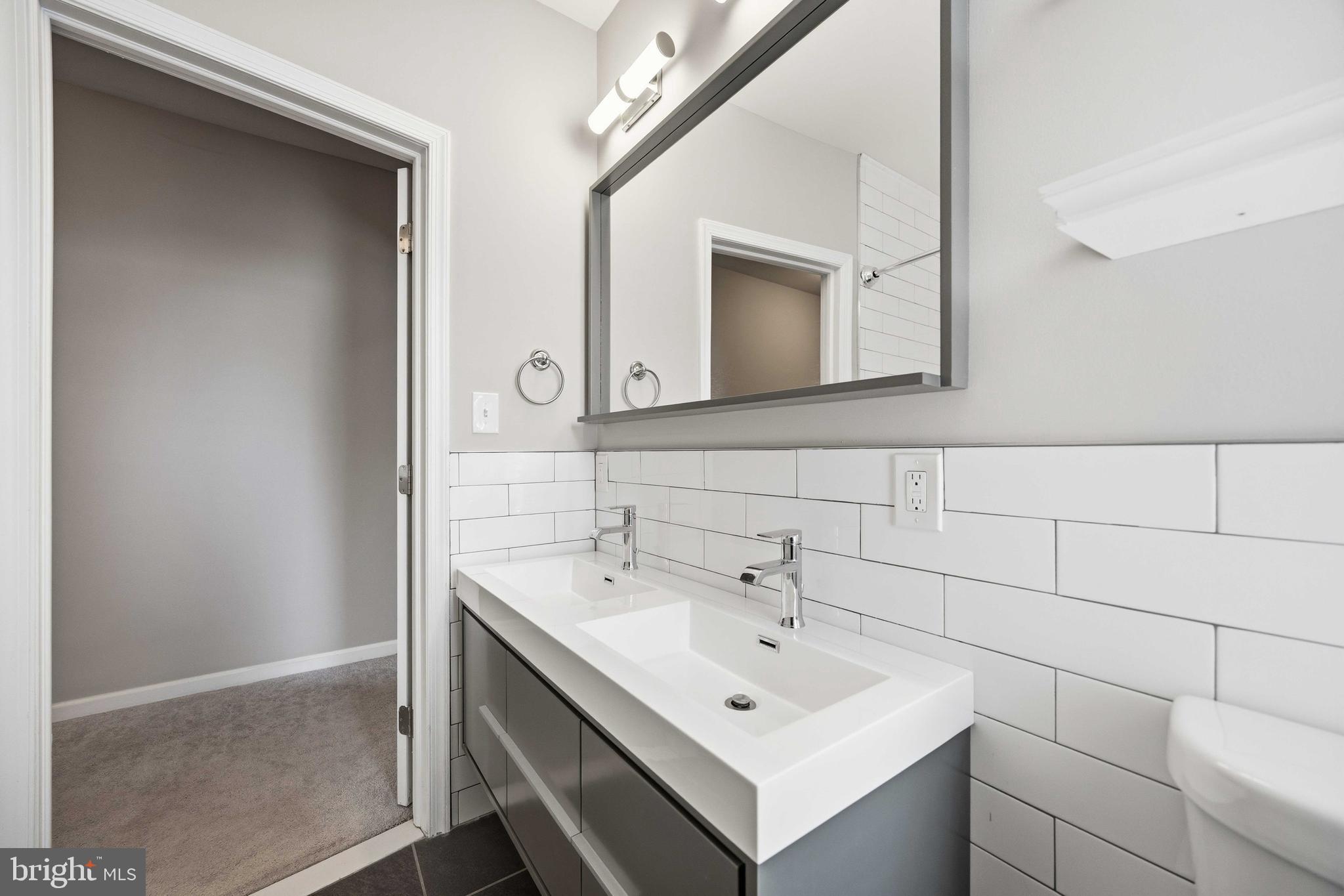 MANAYUNK - Residential