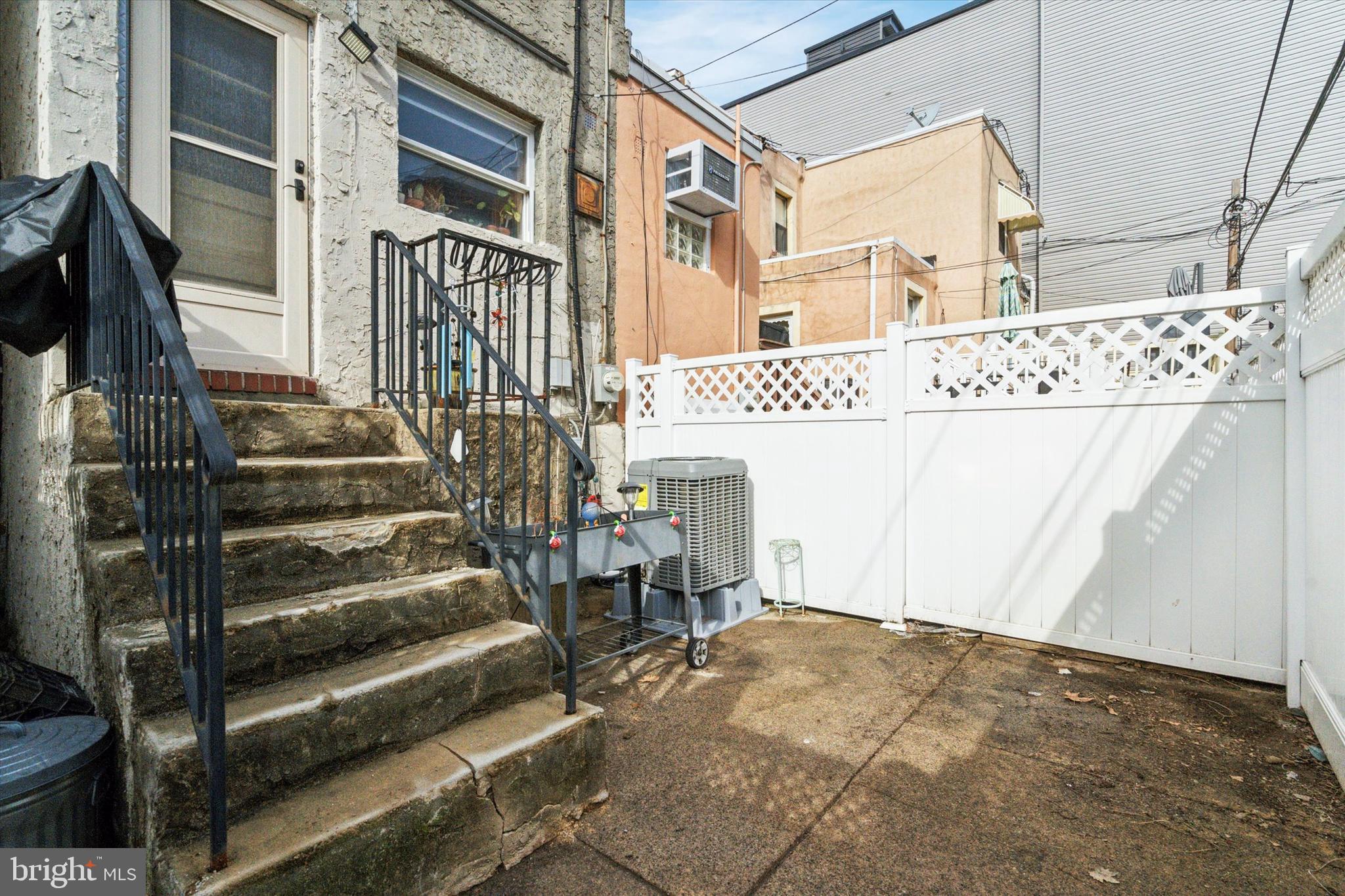 MARCONI PARK EAST - Residential