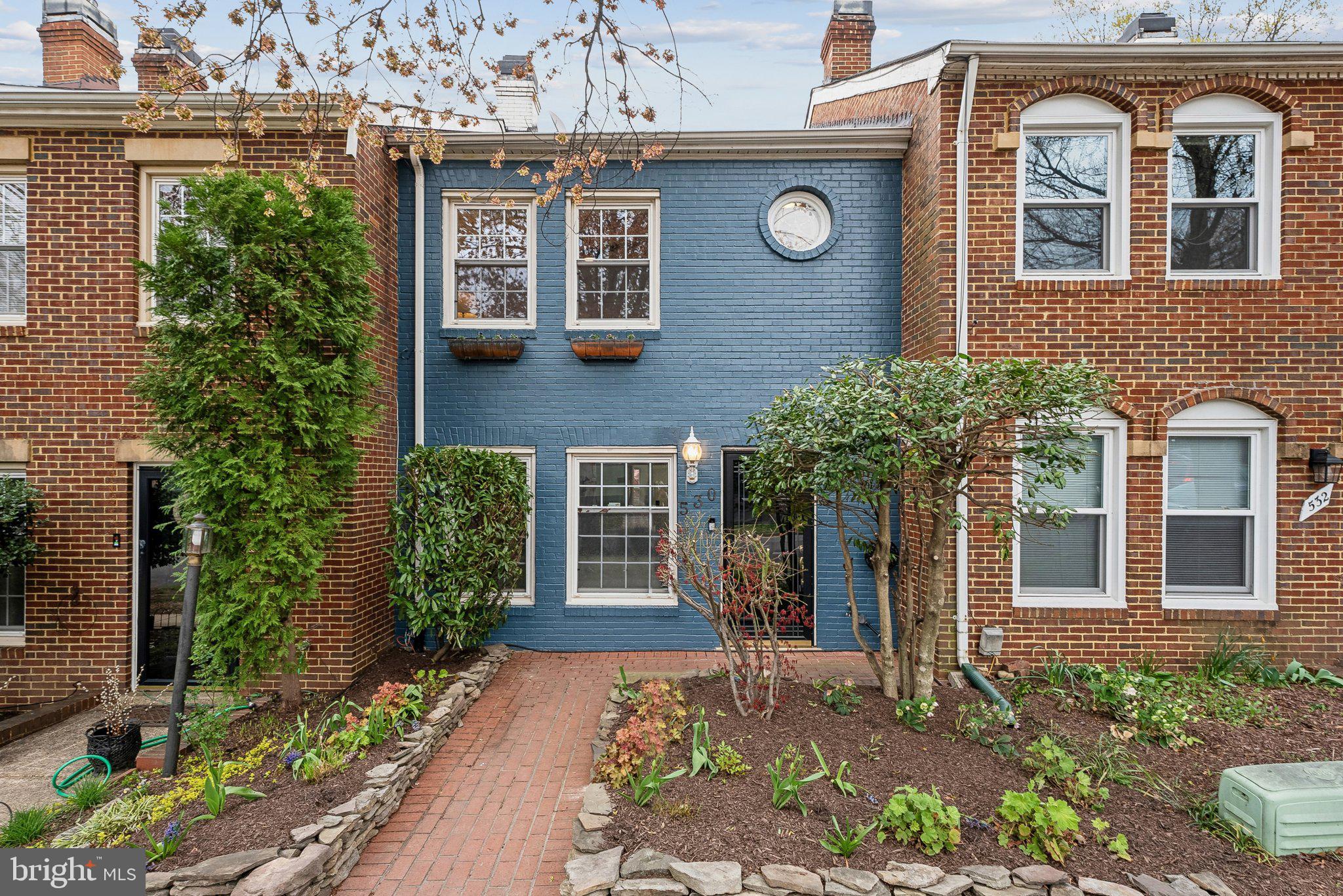 OLD TOWN - Residential