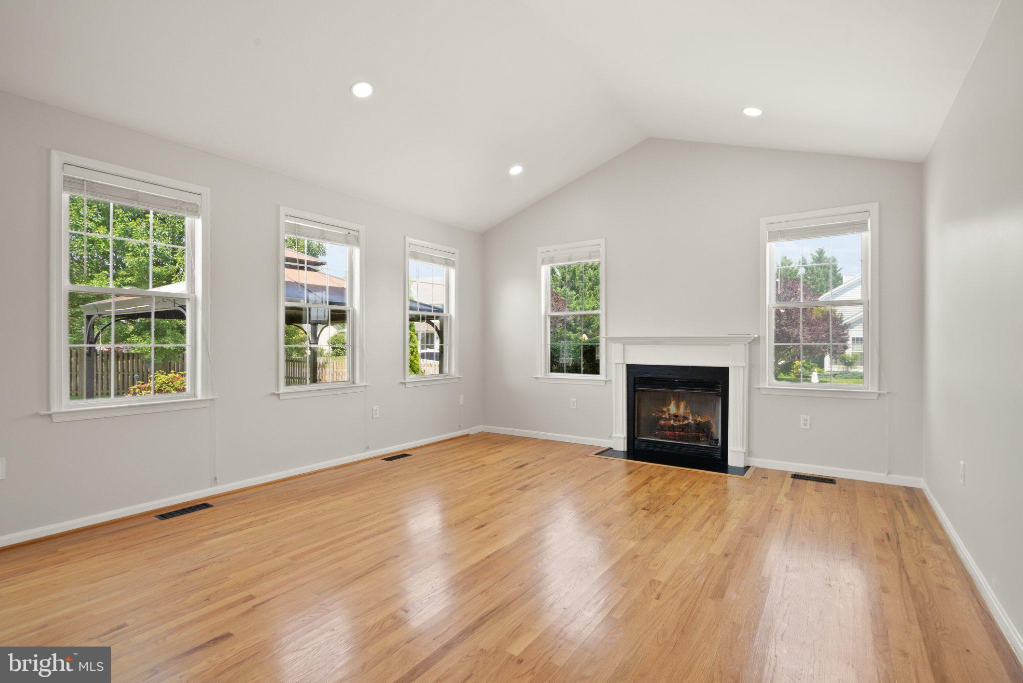 BATTLEFIELD ESTATES - Residential