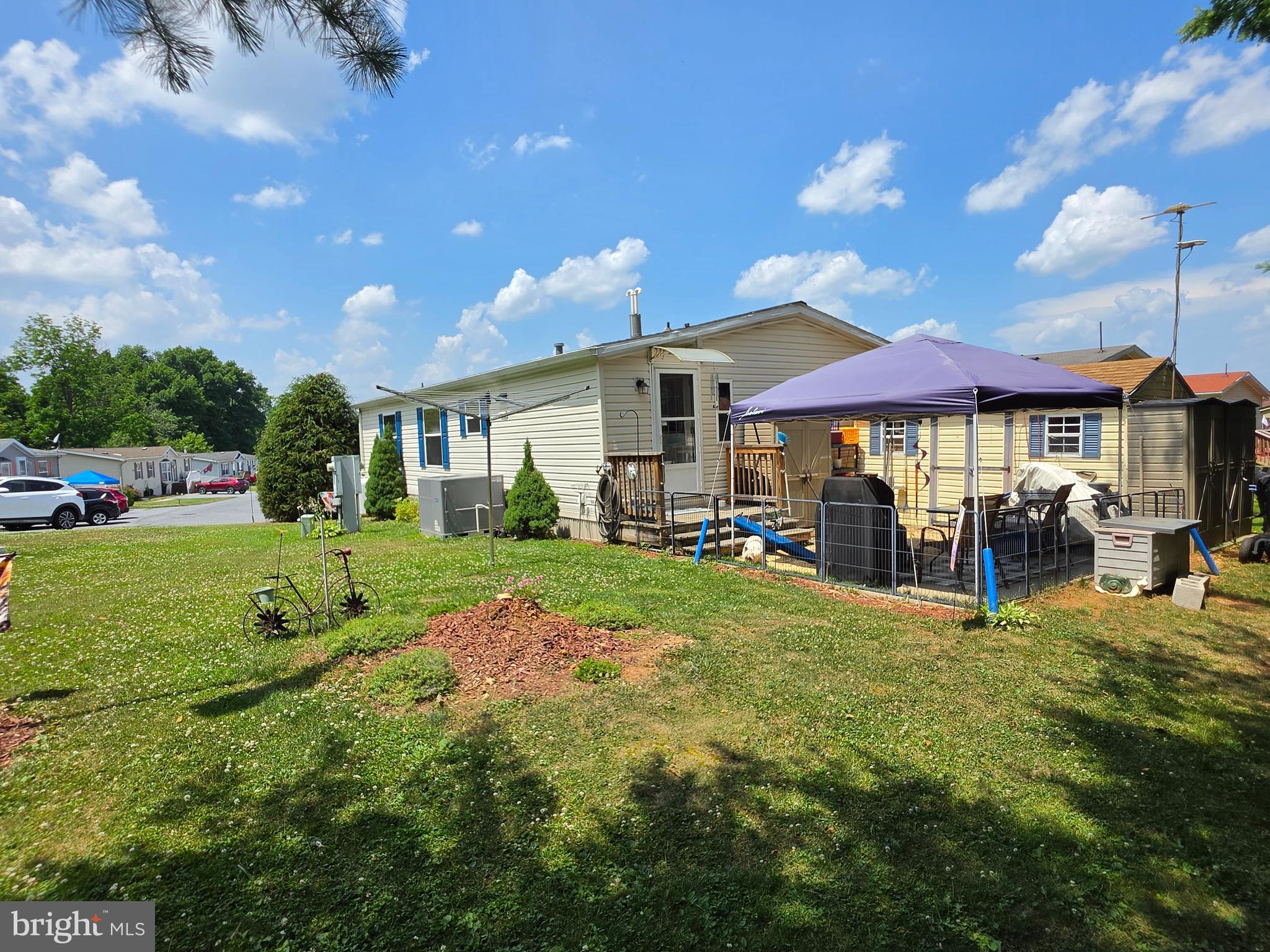 SYCAMORE HILLS PARK - Residential