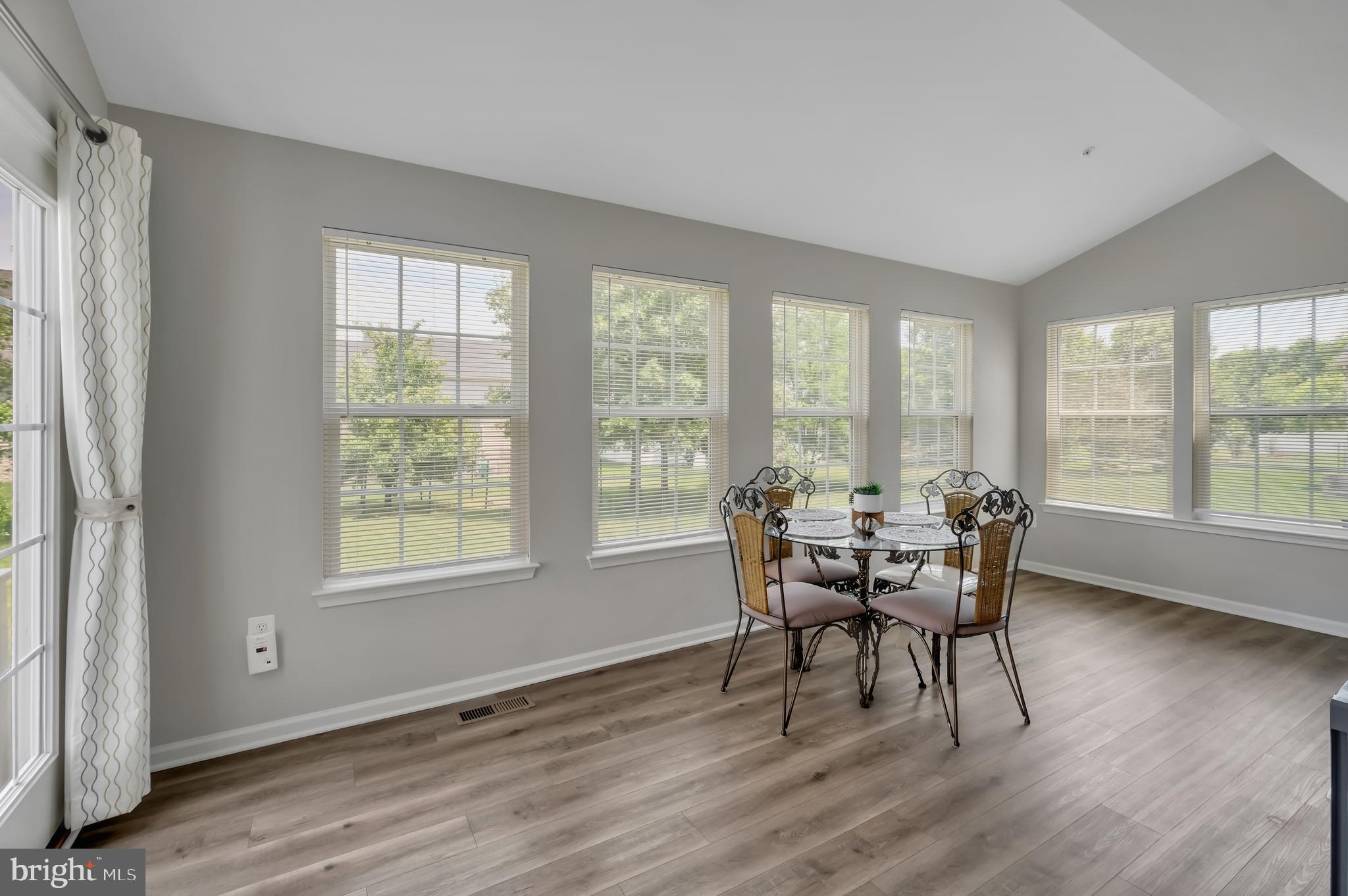OAKLANDS-PLAT 1> - Residential