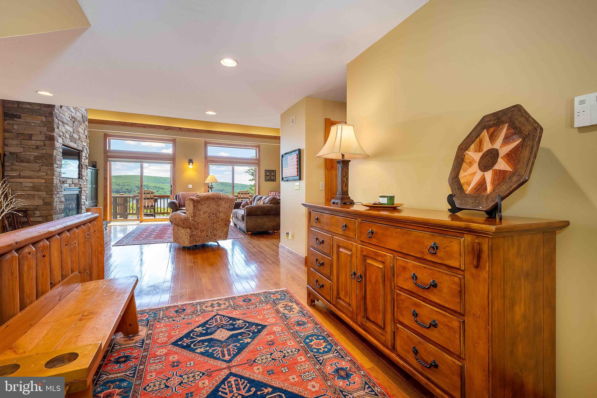 SOUTHRIDGE - Residential