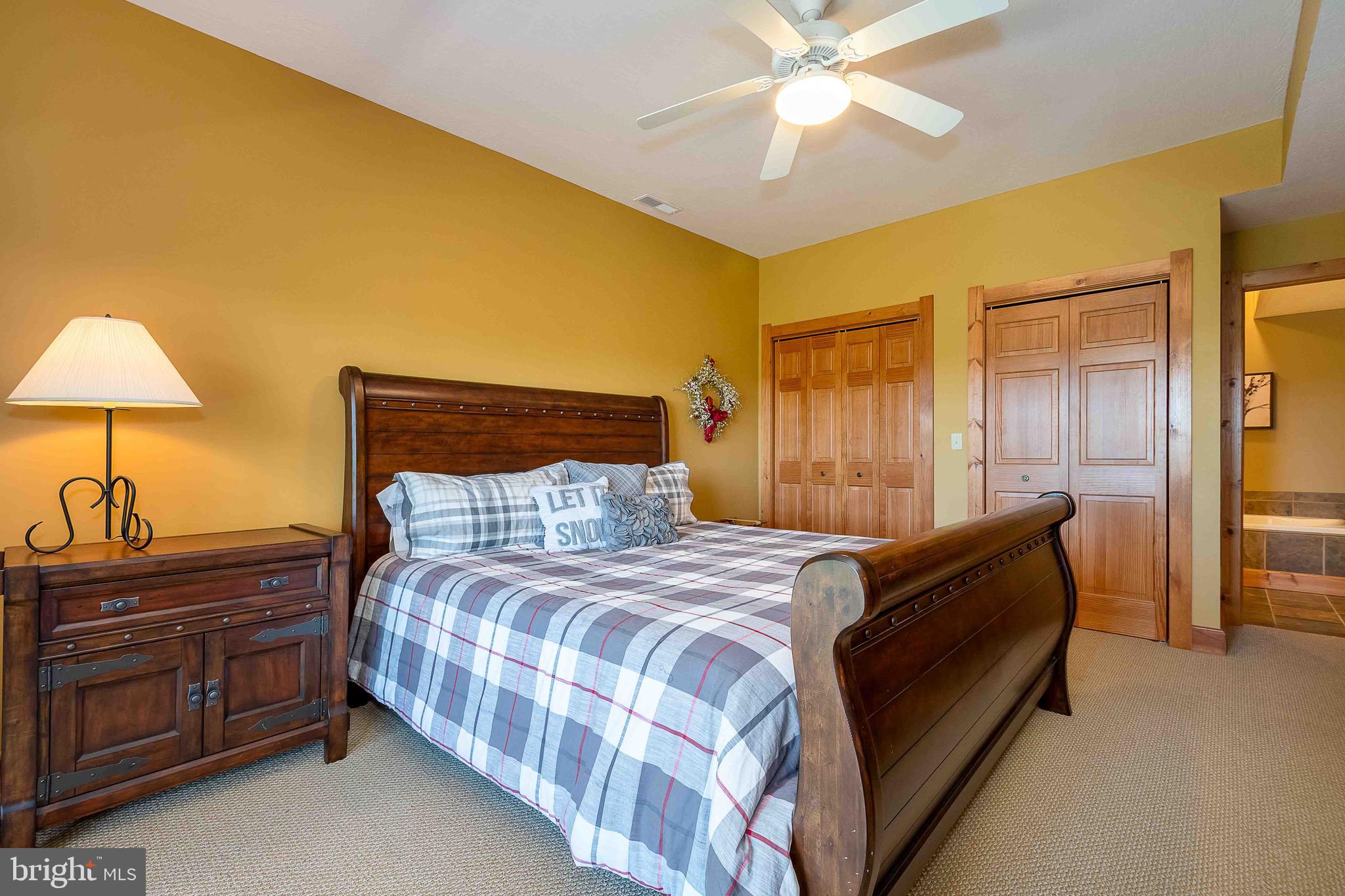 SOUTHRIDGE - Residential