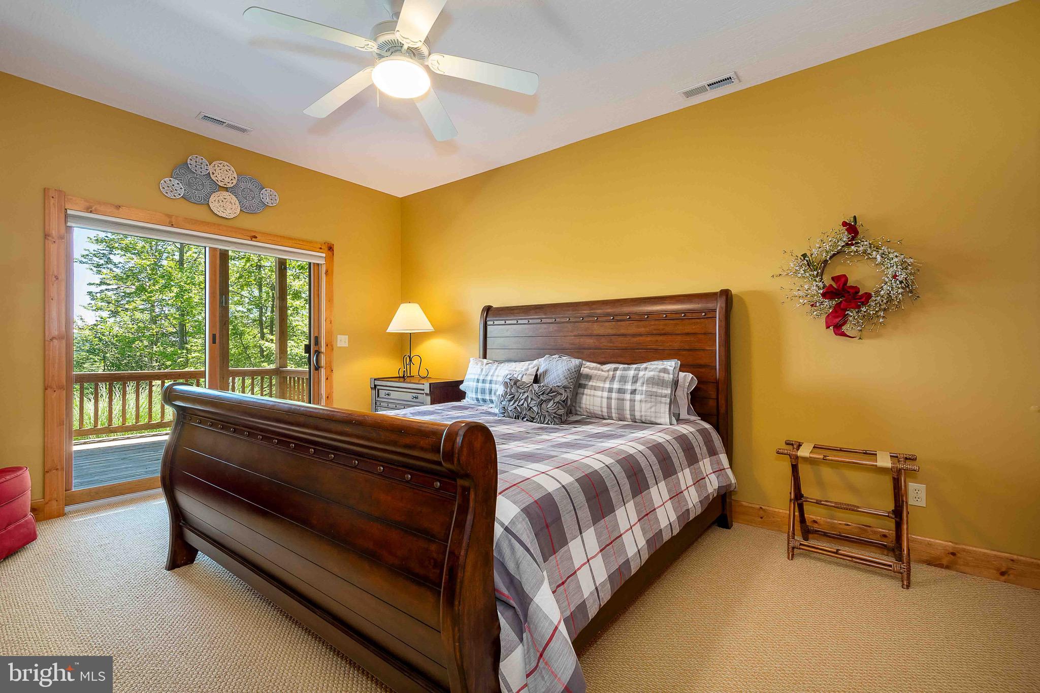 SOUTHRIDGE - Residential