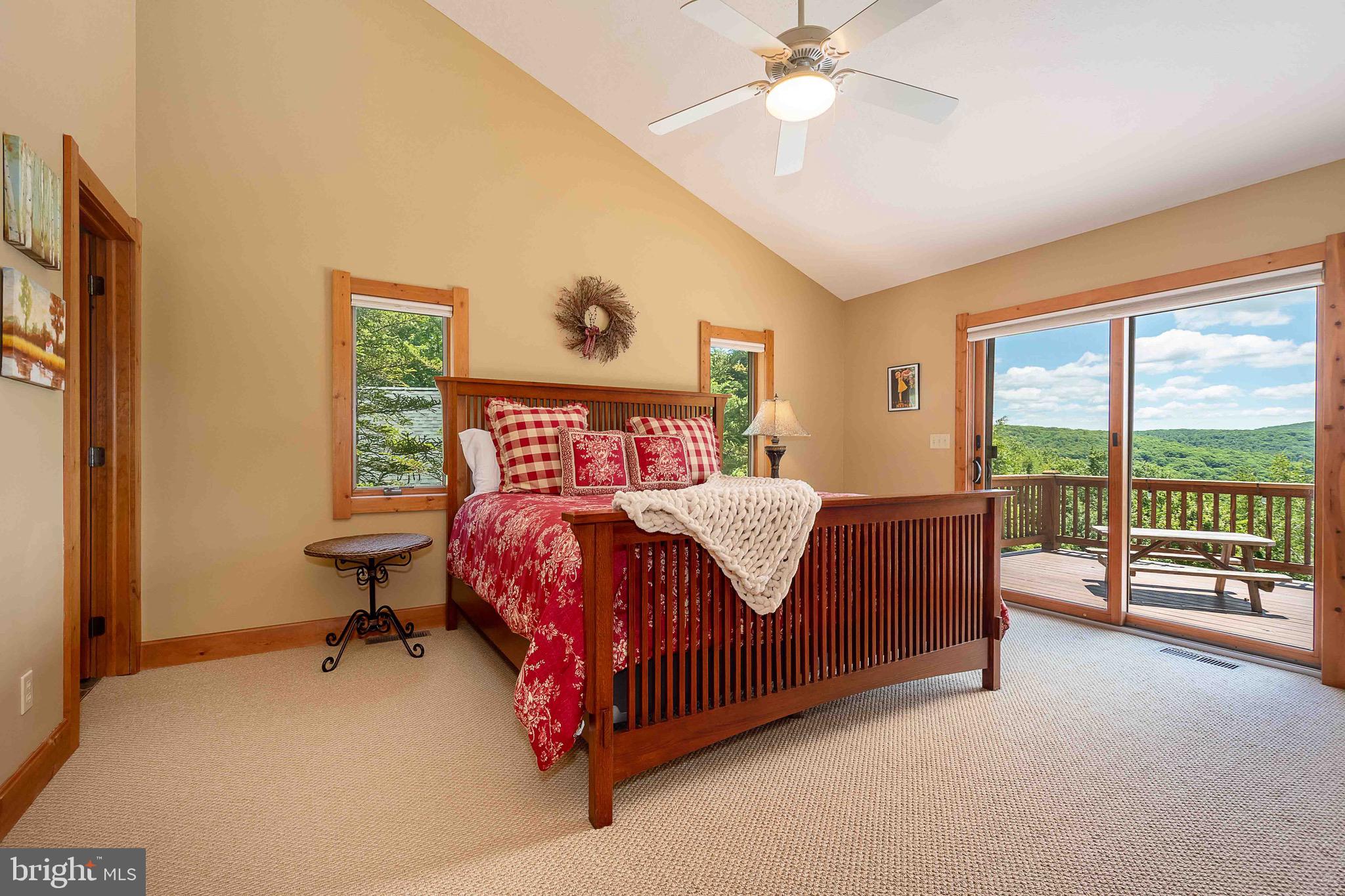 SOUTHRIDGE - Residential