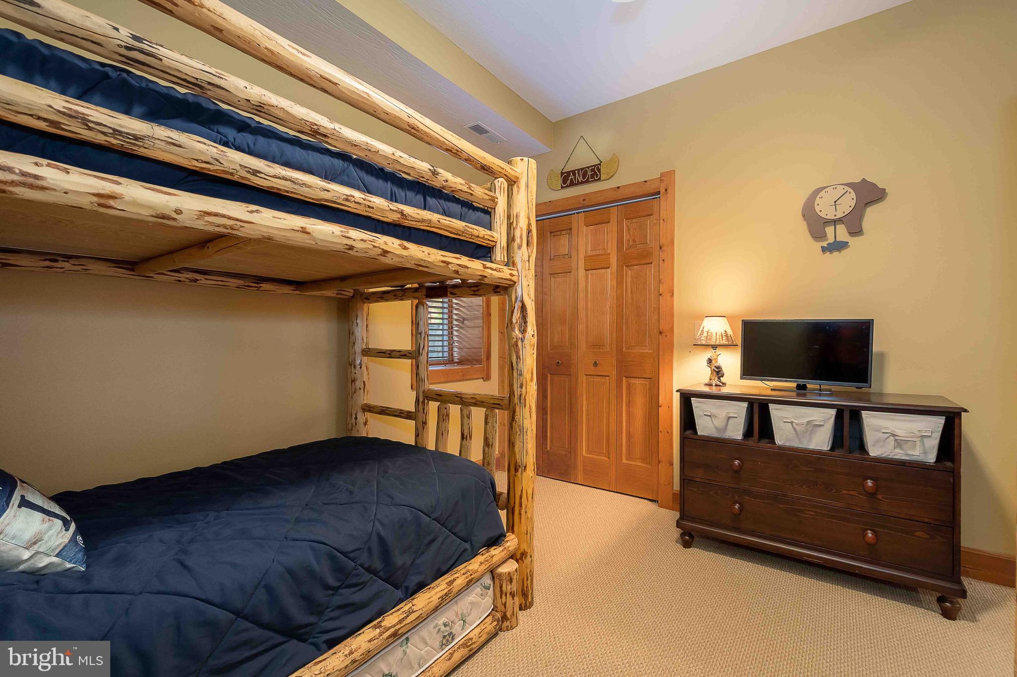 SOUTHRIDGE - Residential
