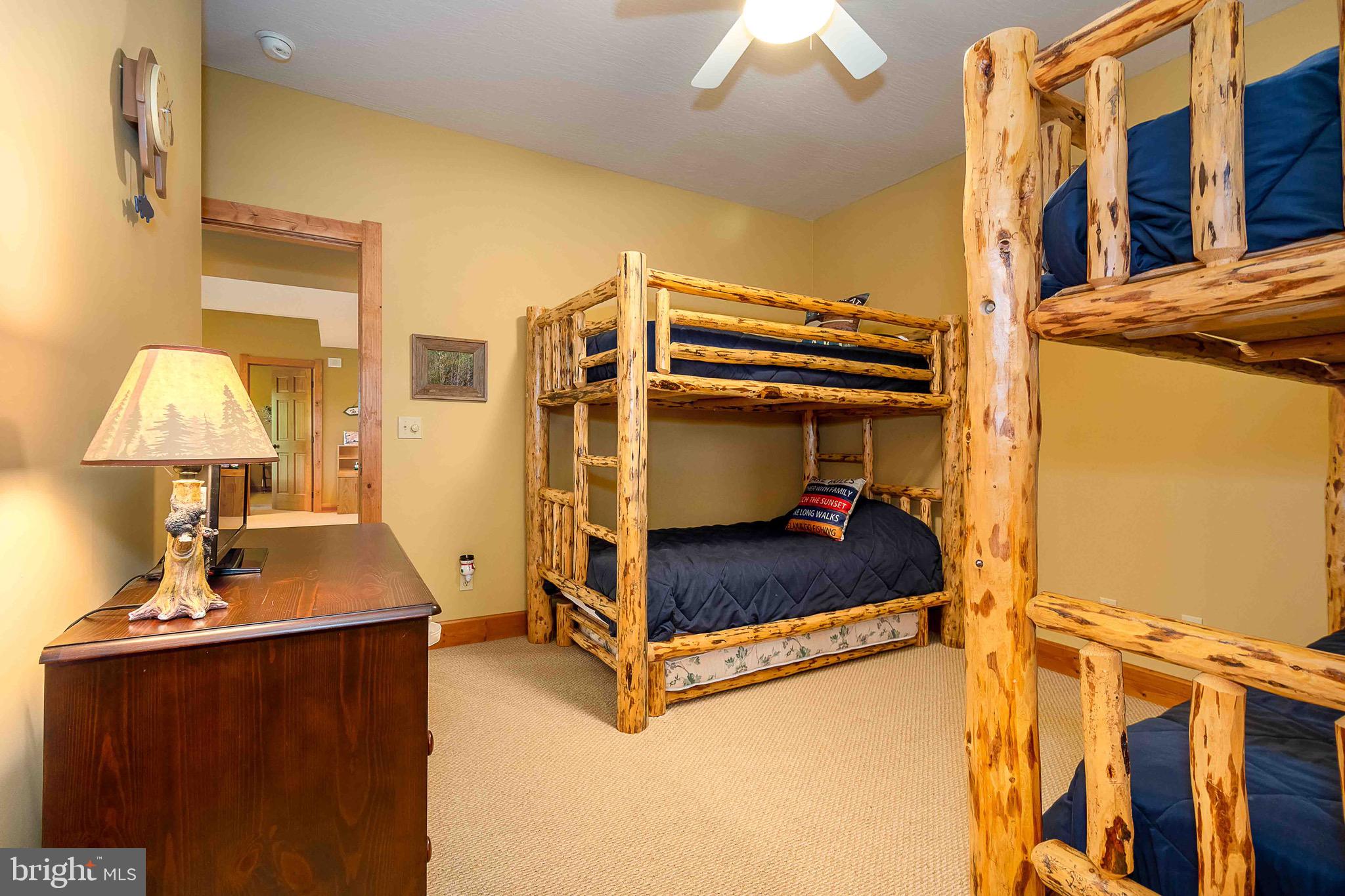 SOUTHRIDGE - Residential