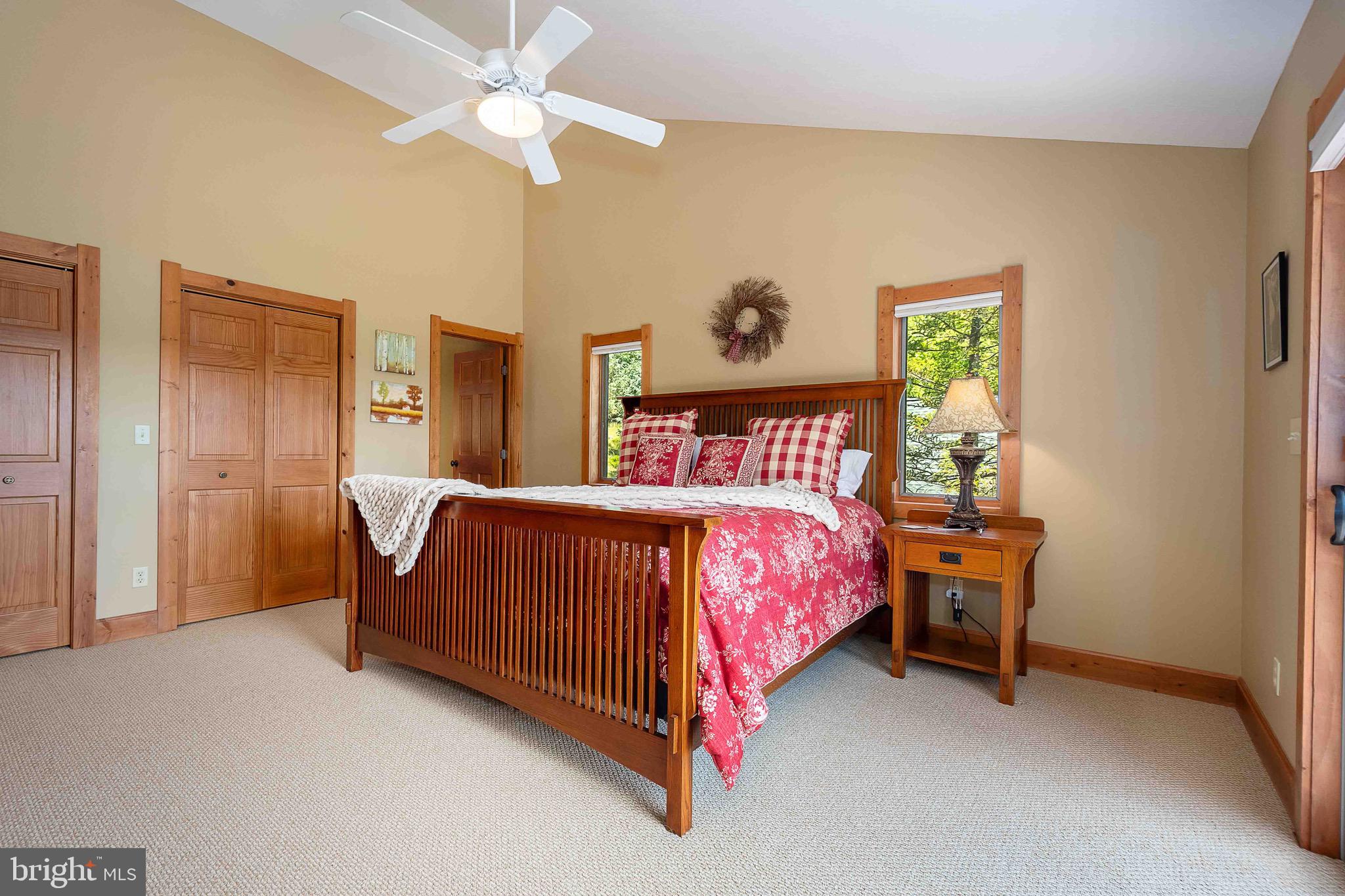 SOUTHRIDGE - Residential