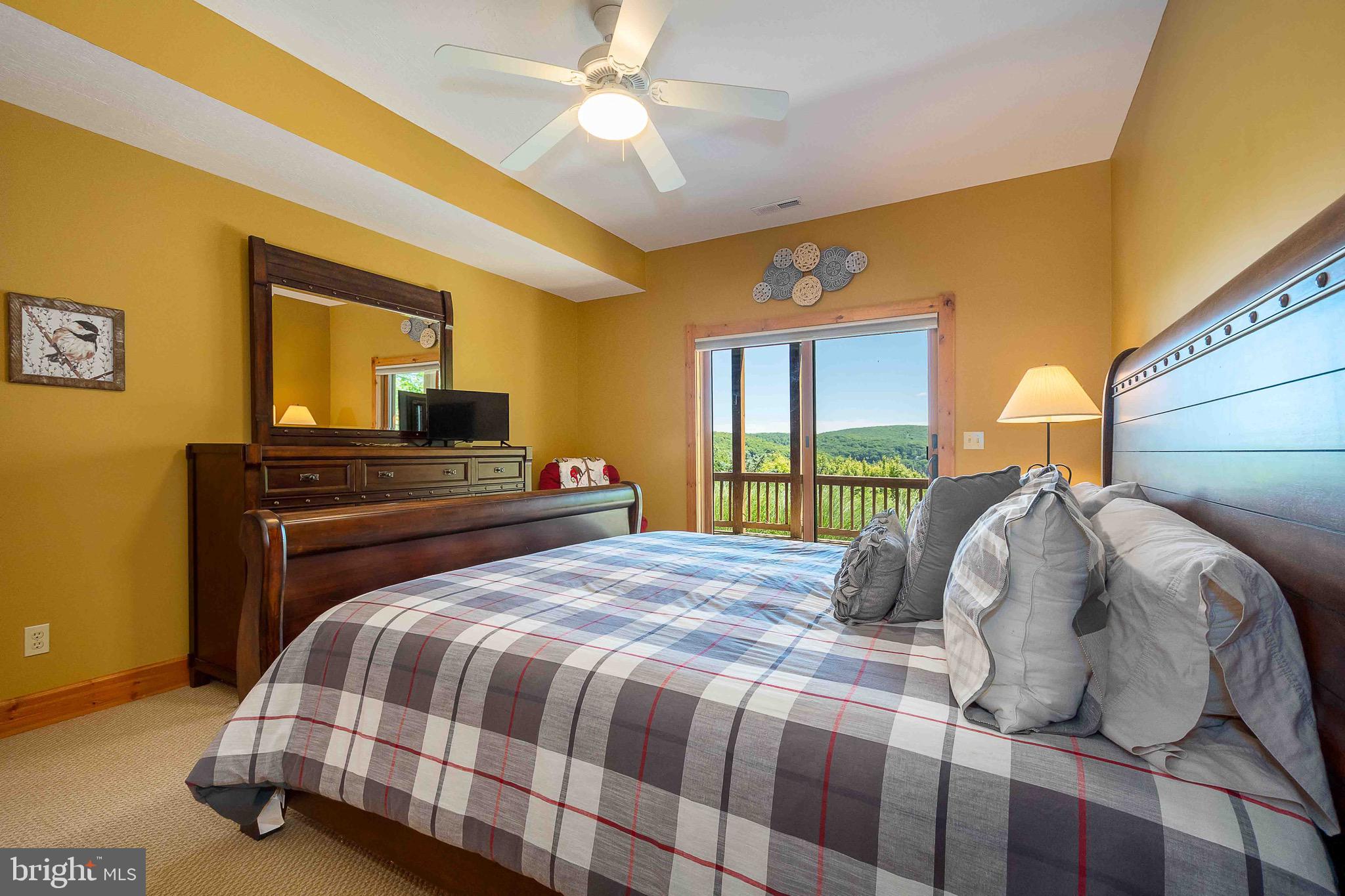 SOUTHRIDGE - Residential