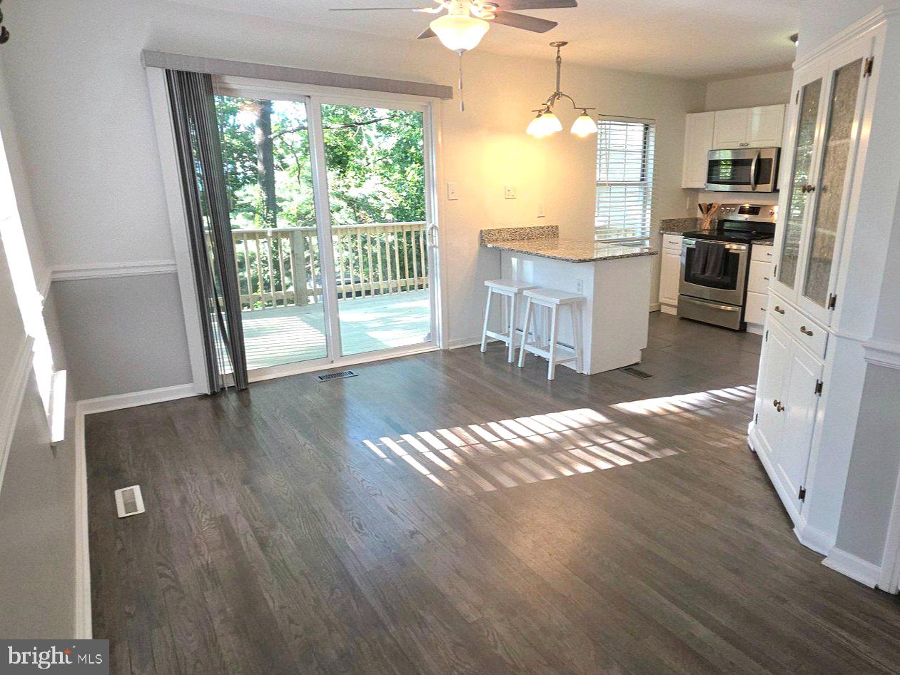 ELIZABETHS LANDING - Residential