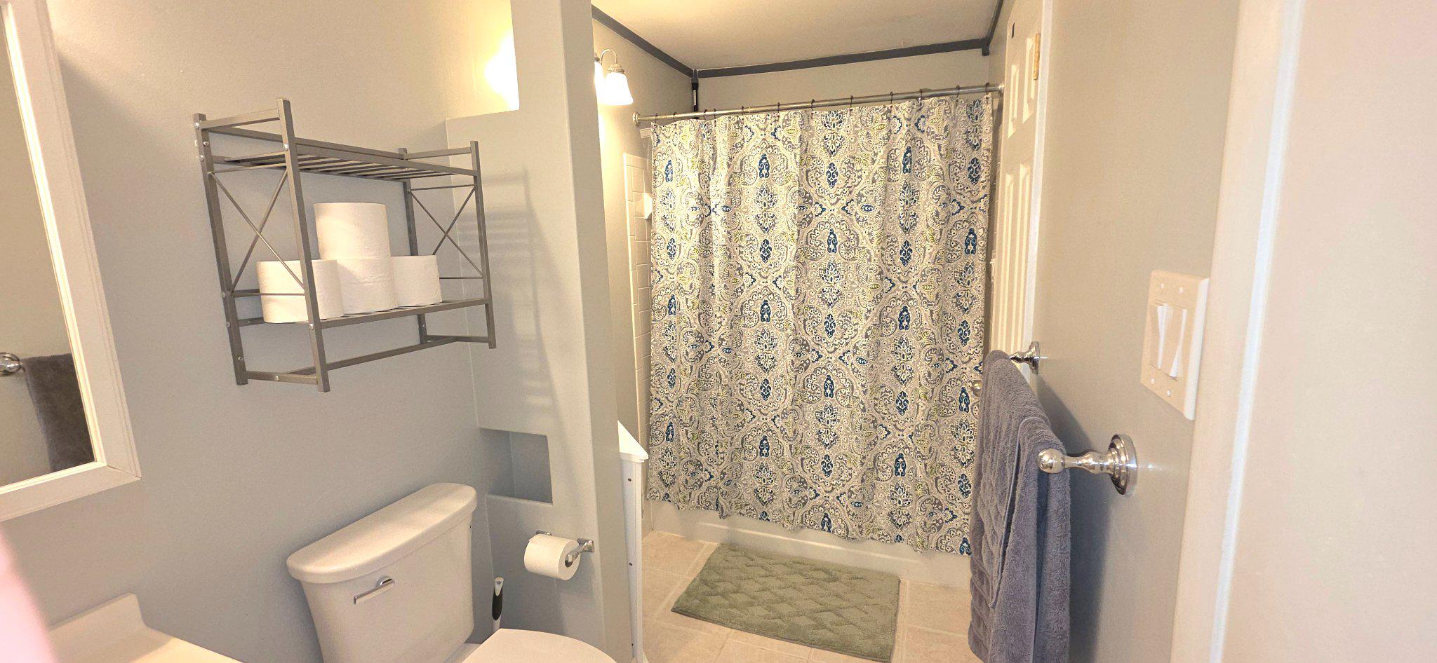 ELIZABETHS LANDING - Residential