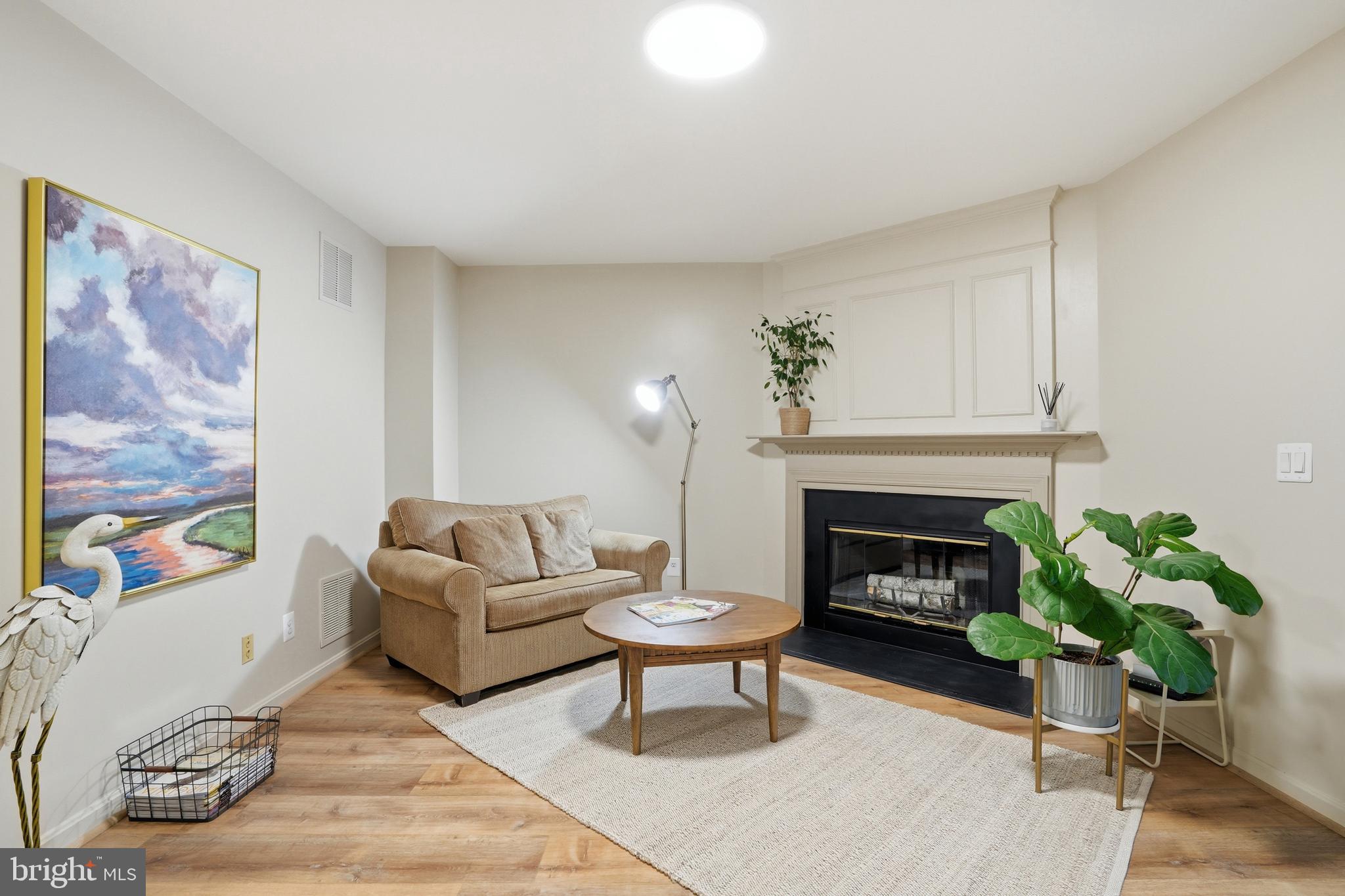 EXETER - Residential