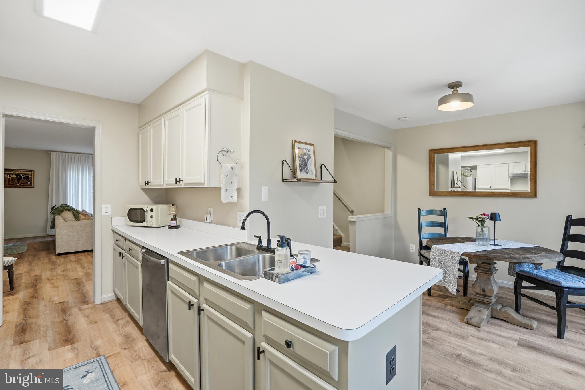 EXETER - Residential
