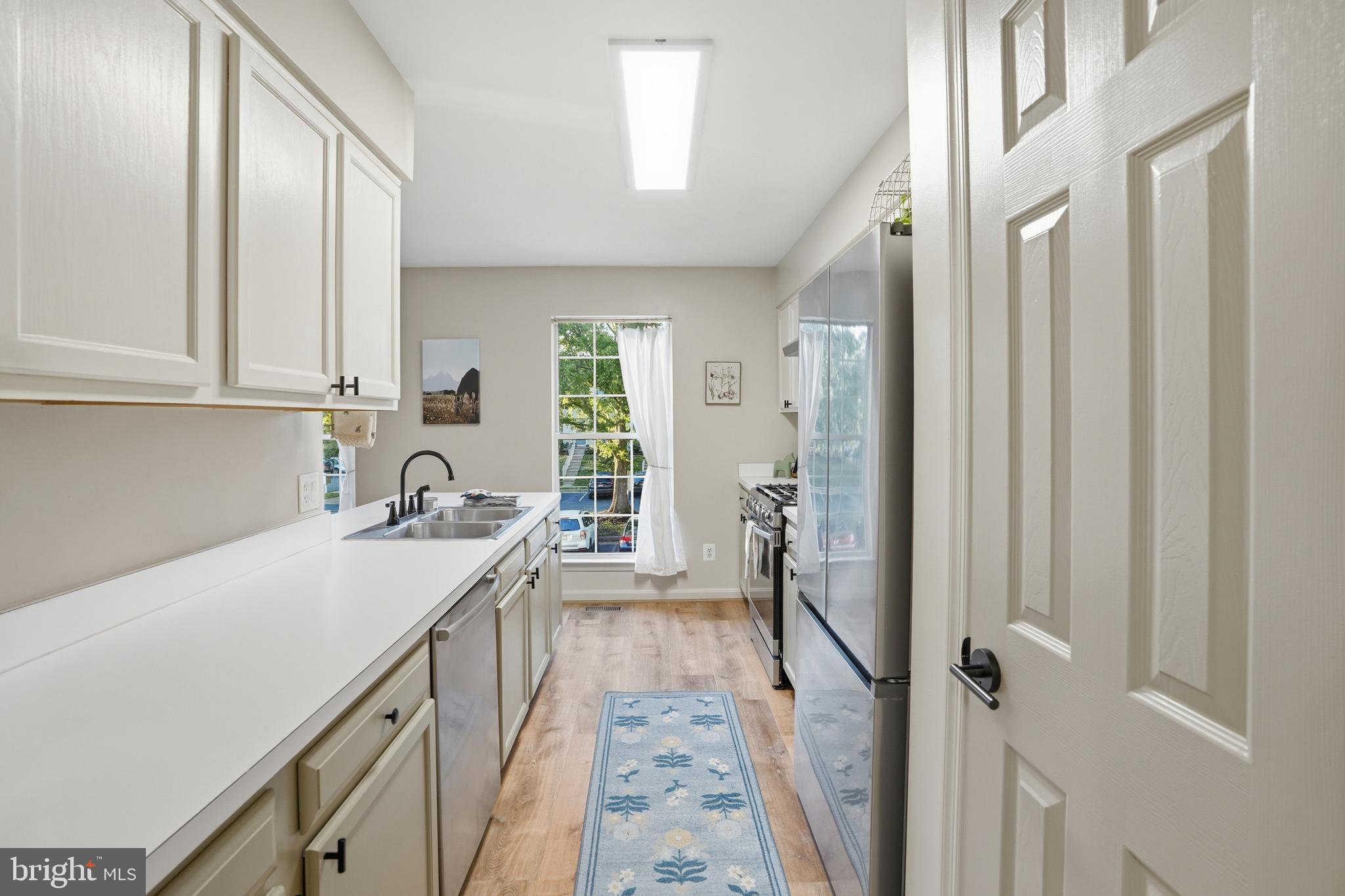 EXETER - Residential