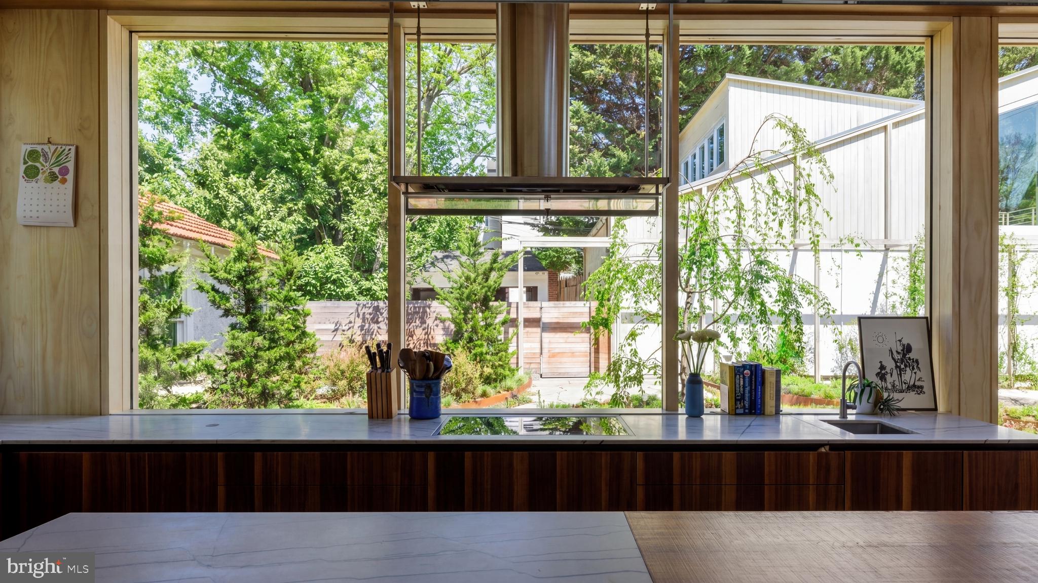 CLEVELAND PARK - Residential