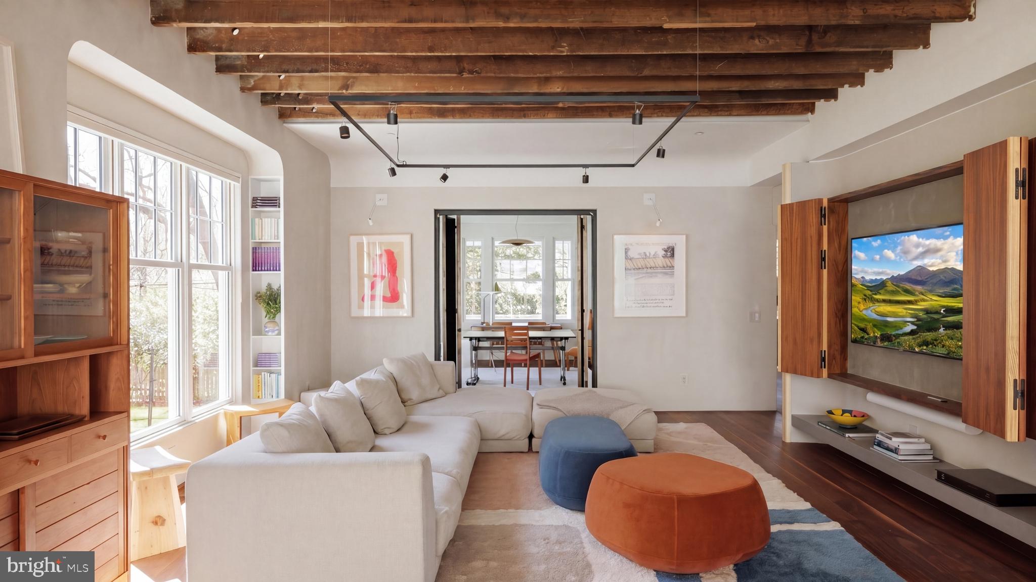 CLEVELAND PARK - Residential