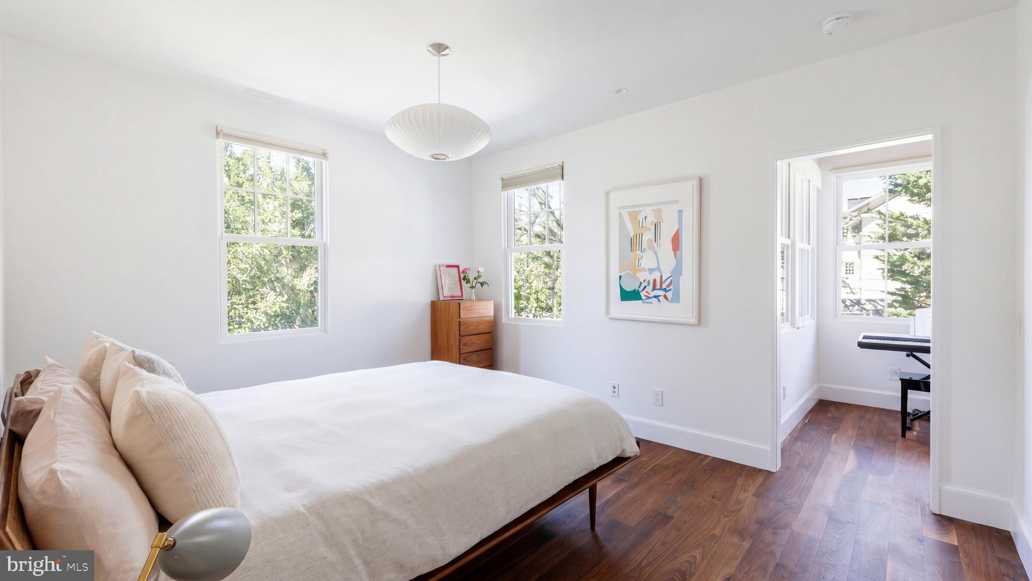CLEVELAND PARK - Residential