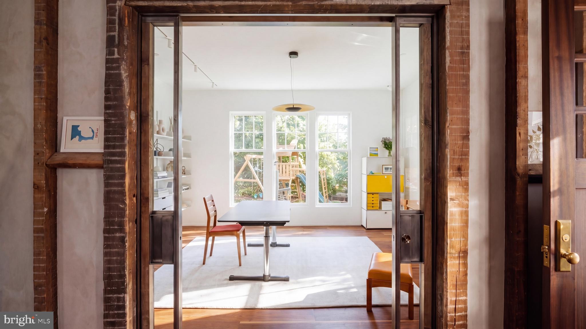 CLEVELAND PARK - Residential