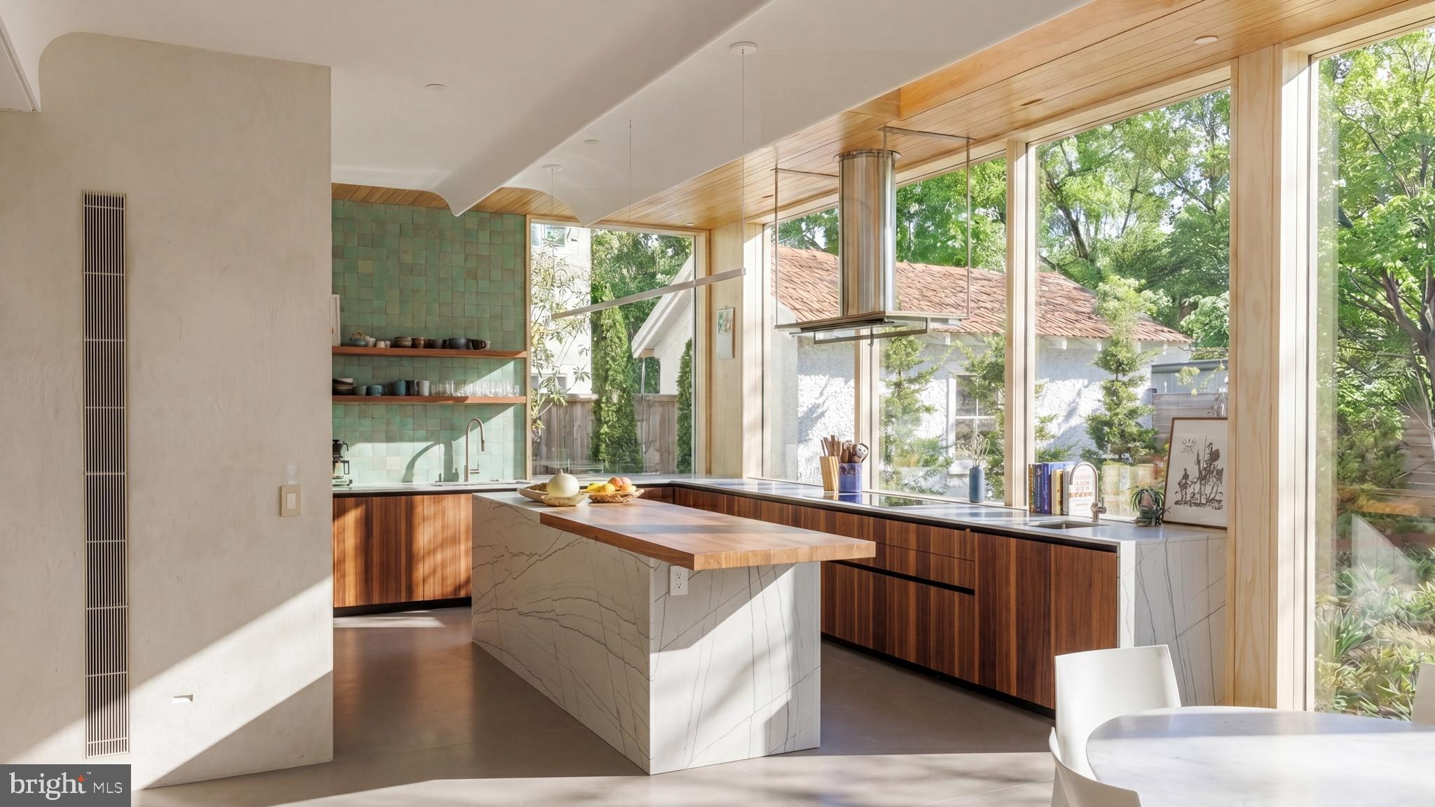 CLEVELAND PARK - Residential