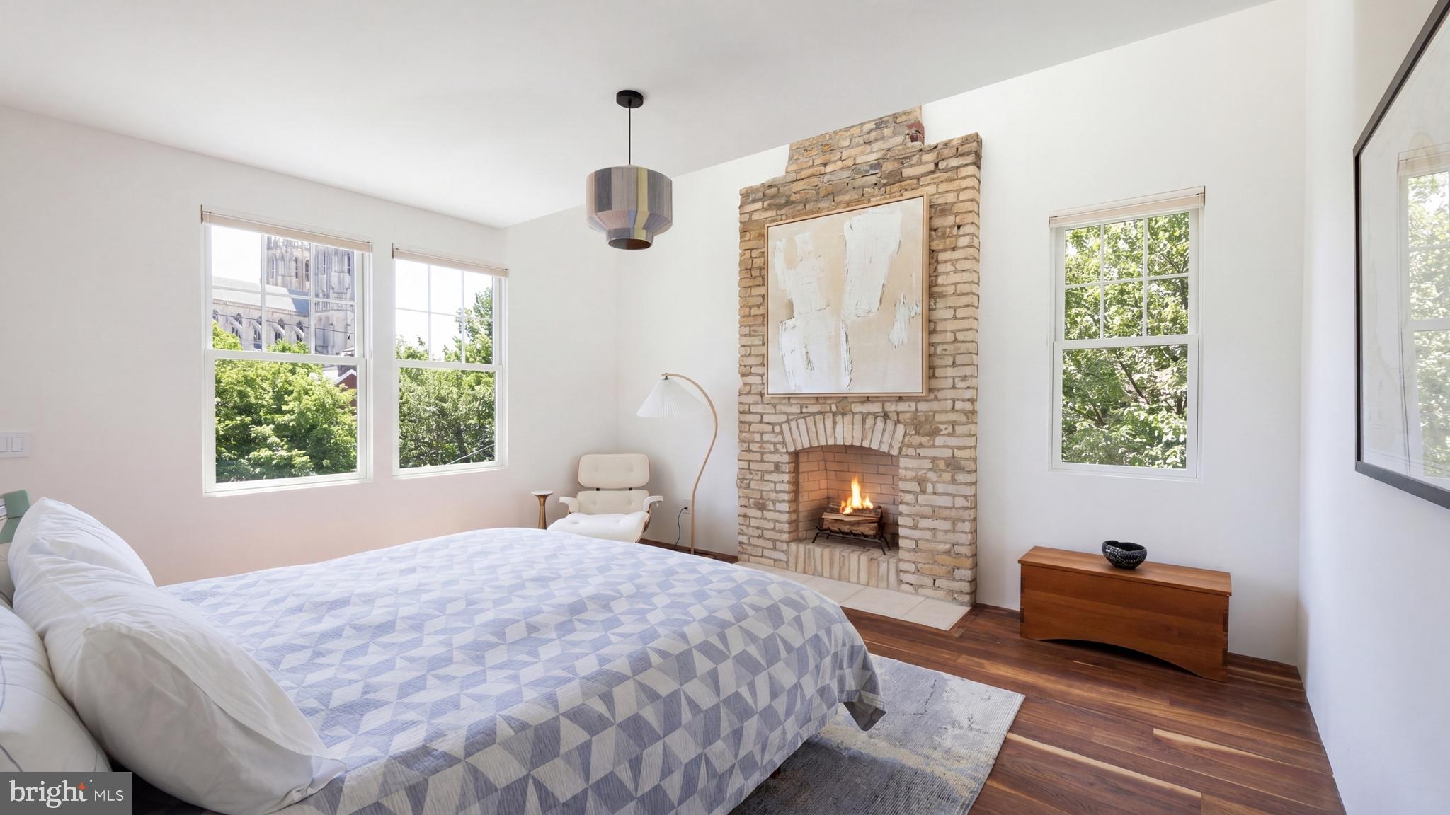 CLEVELAND PARK - Residential