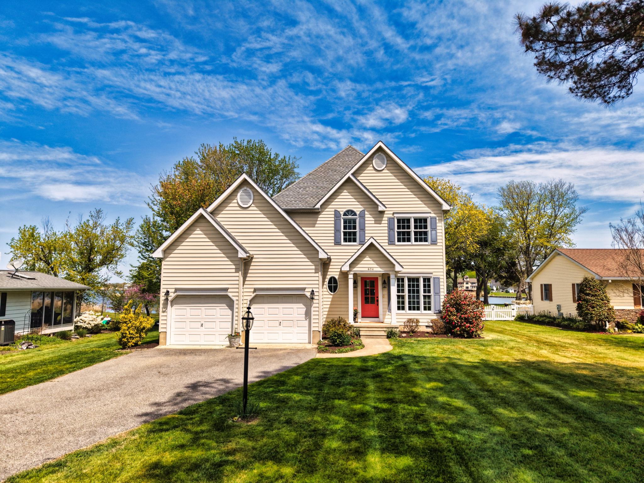 BAY CITY - Residential