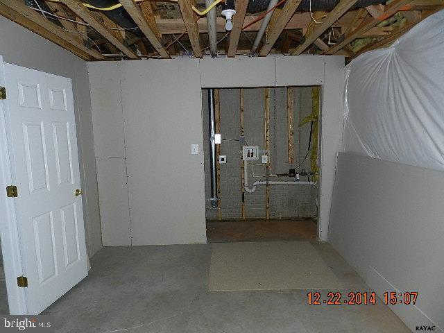 PEACEFIELDS - Residential