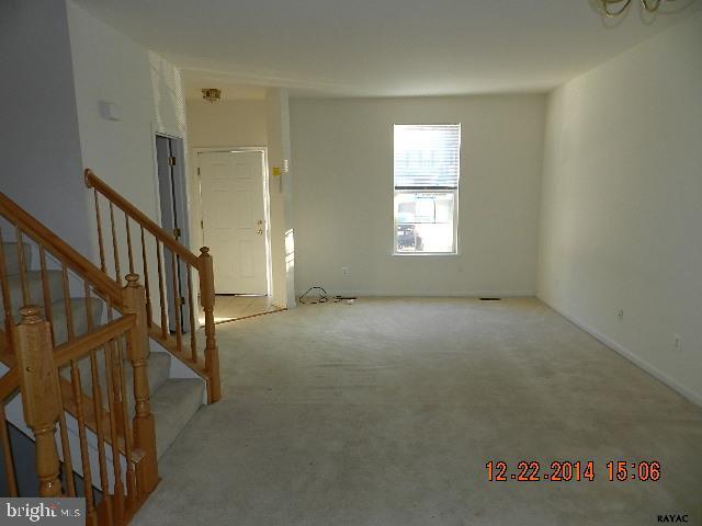 PEACEFIELDS - Residential