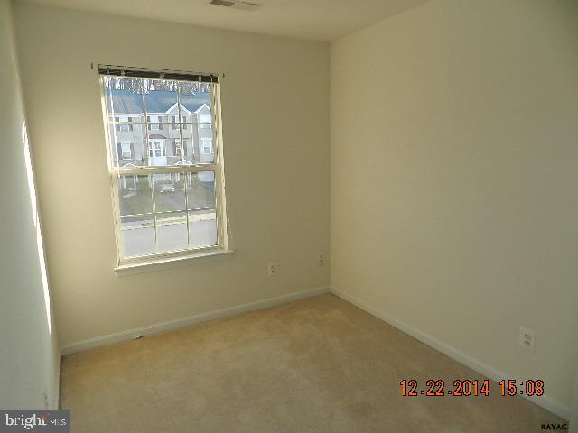 PEACEFIELDS - Residential