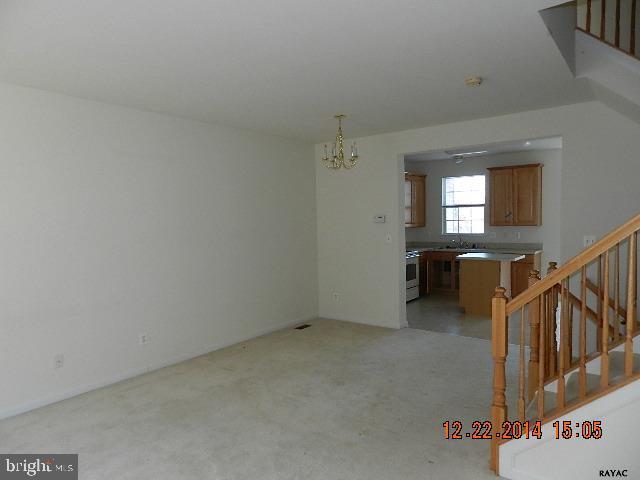 PEACEFIELDS - Residential
