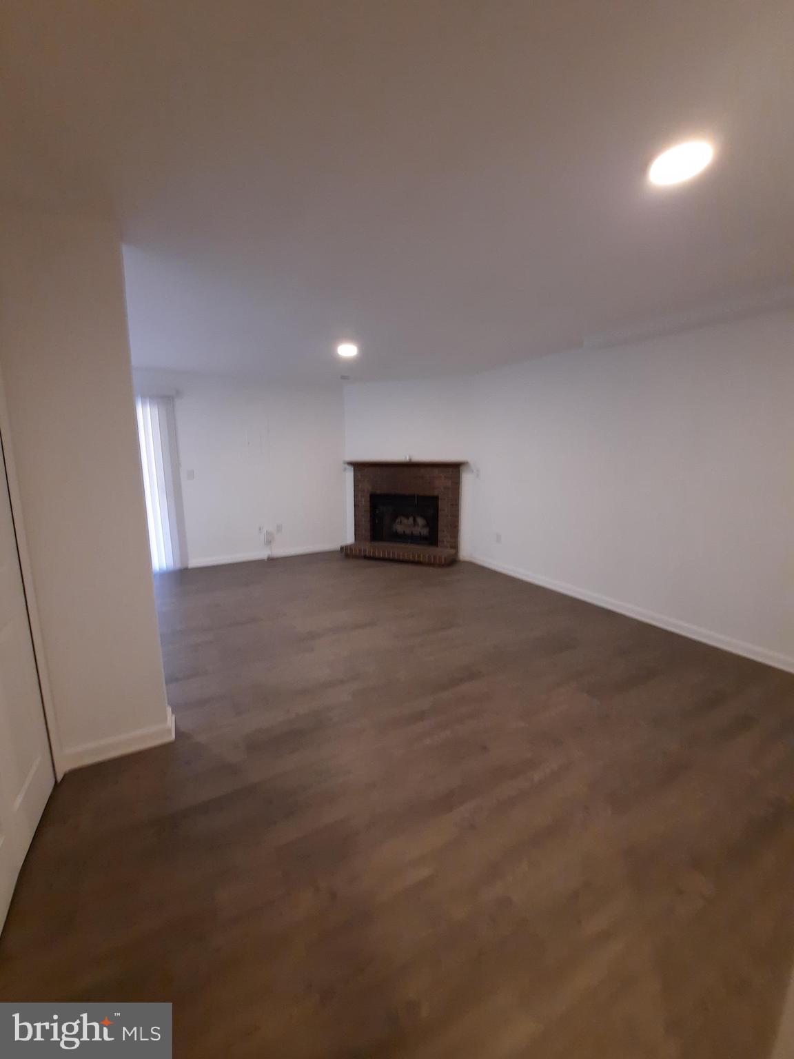BALLANTRAYE - Residential Lease