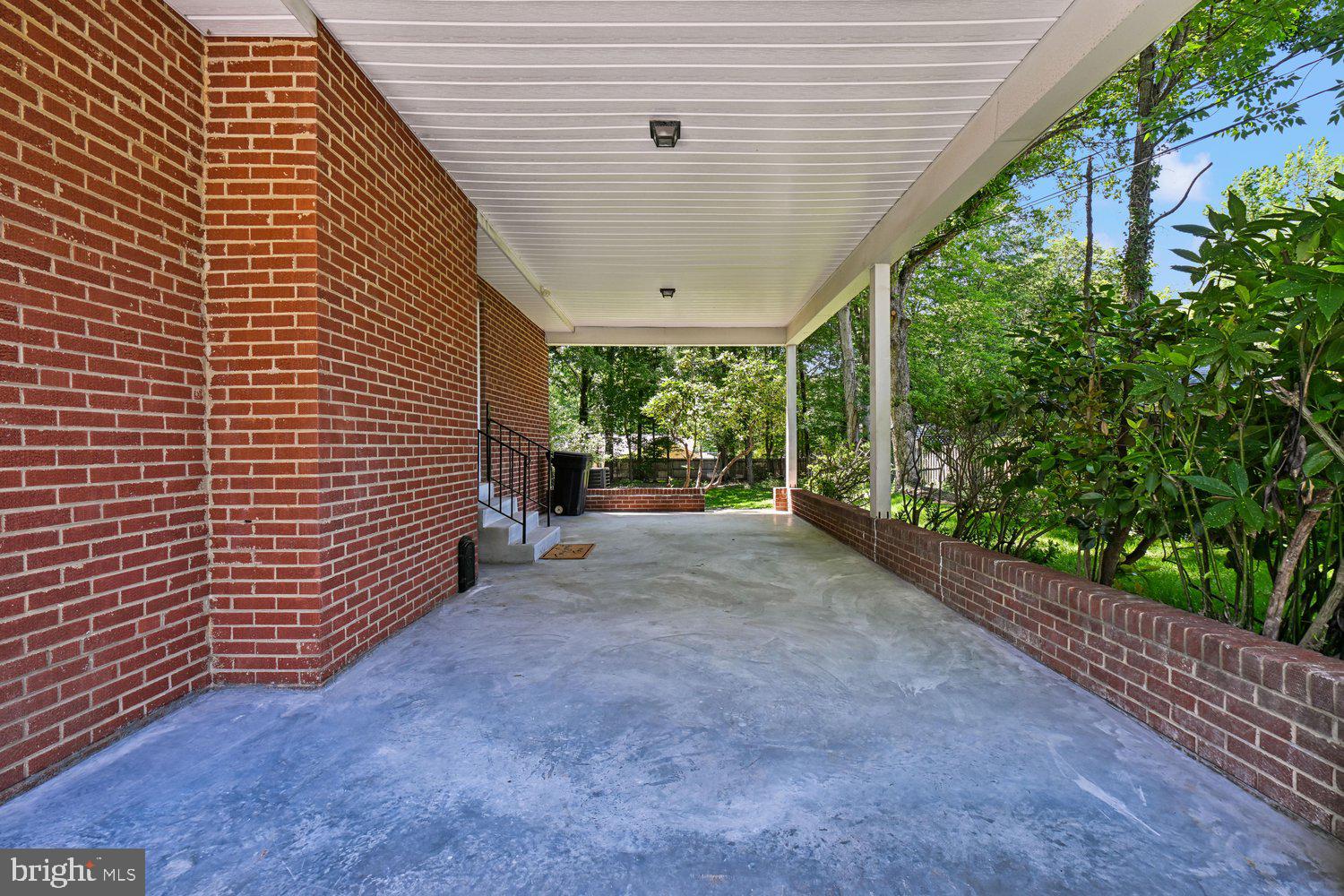 MANTUA - Residential