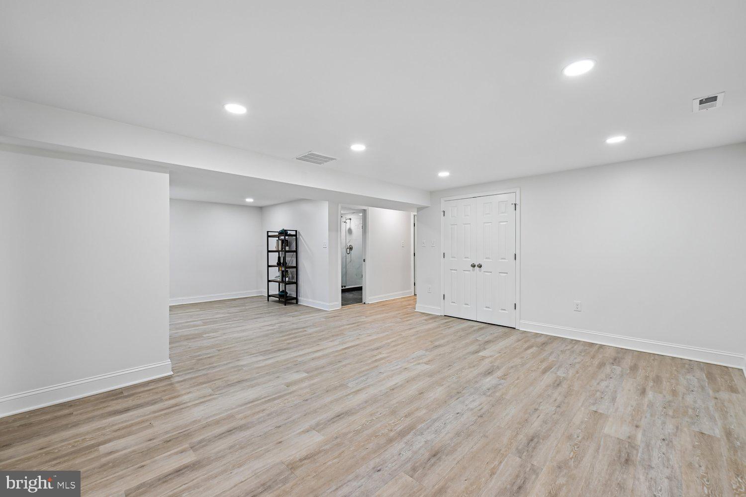 MANTUA - Residential