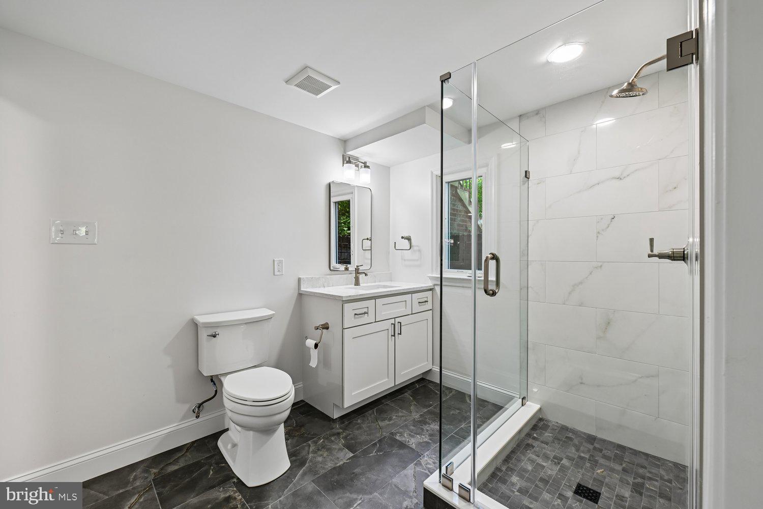 MANTUA - Residential