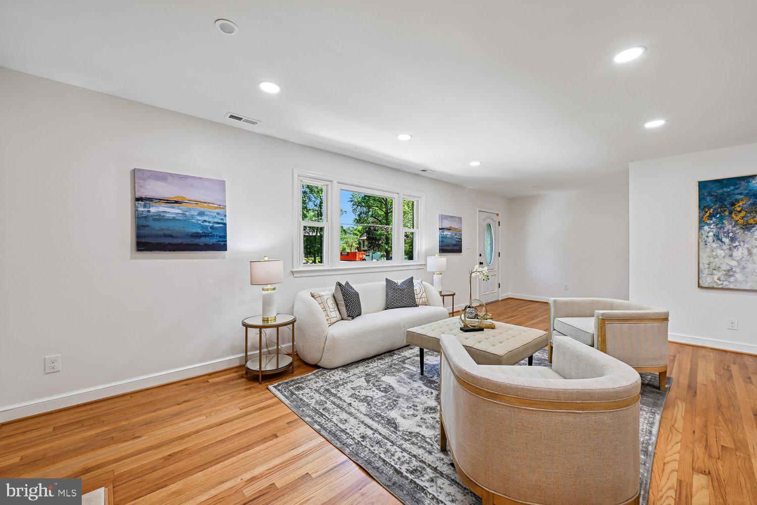 MANTUA - Residential