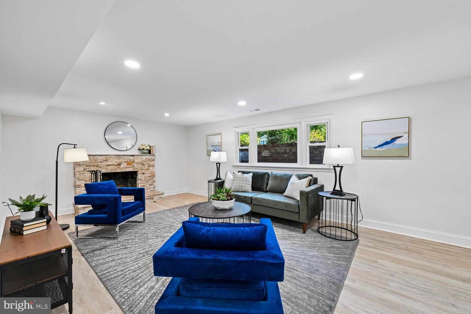 MANTUA - Residential