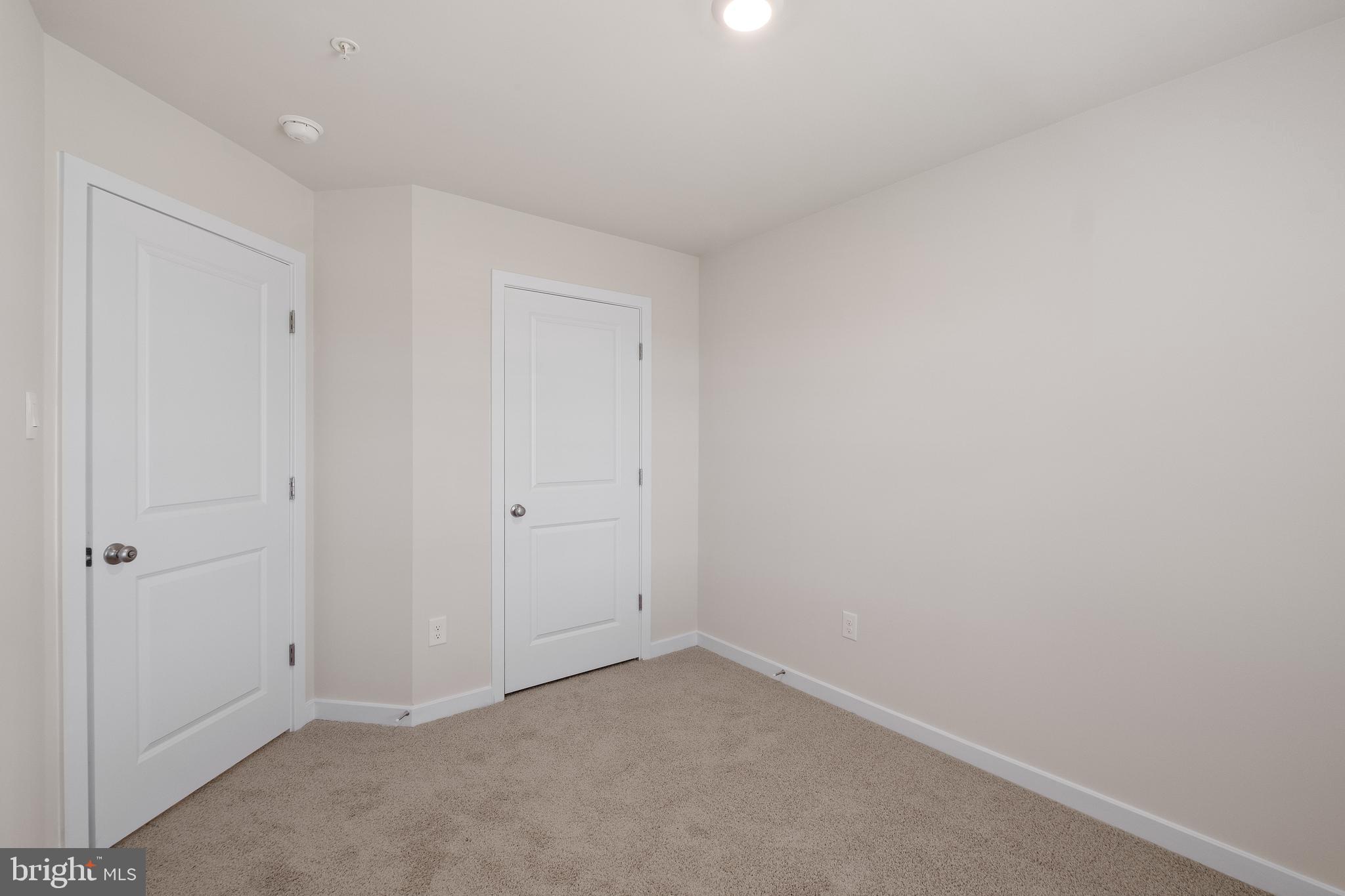 SPRING HILLS - Residential