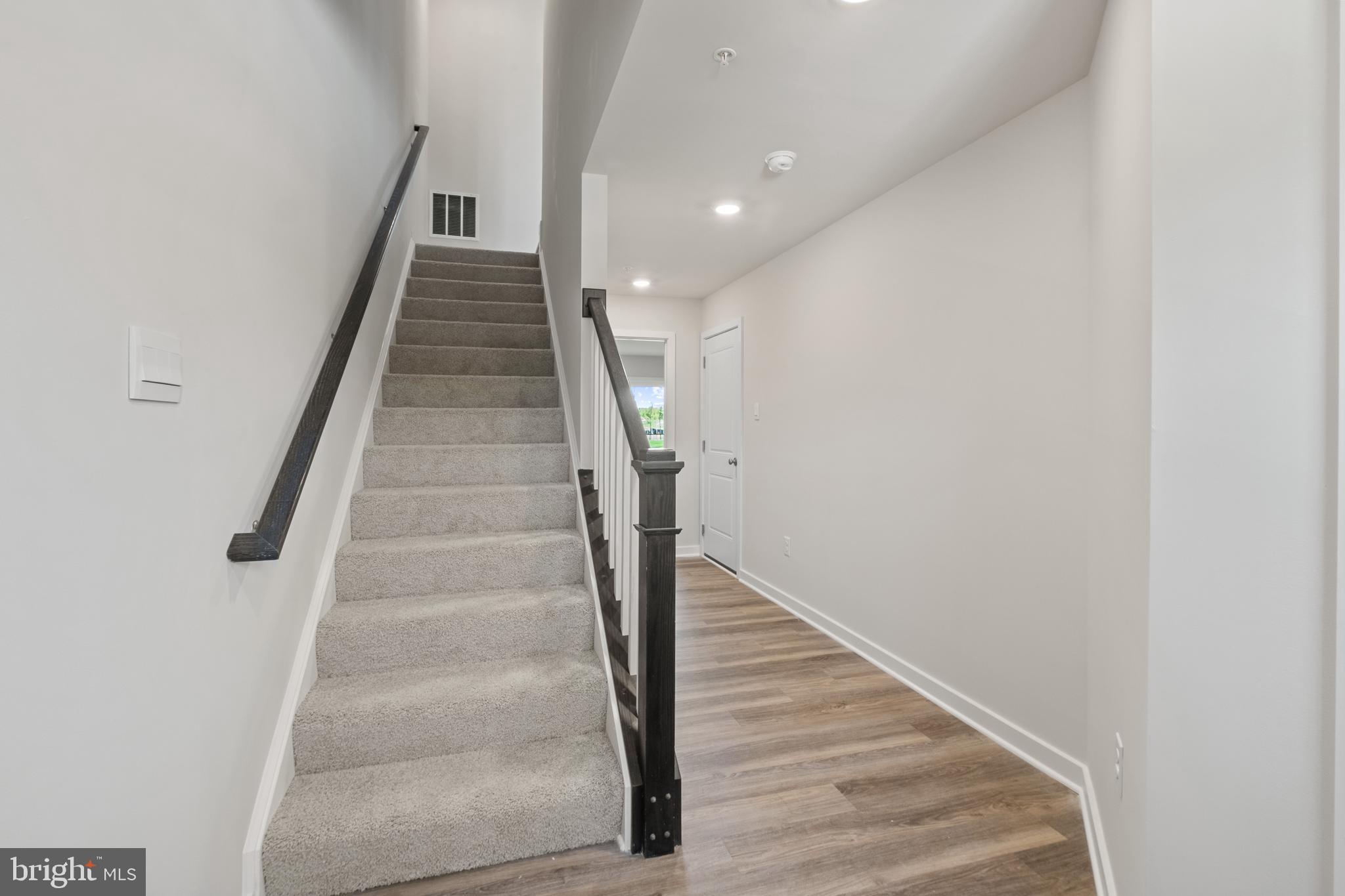 SPRING HILLS - Residential