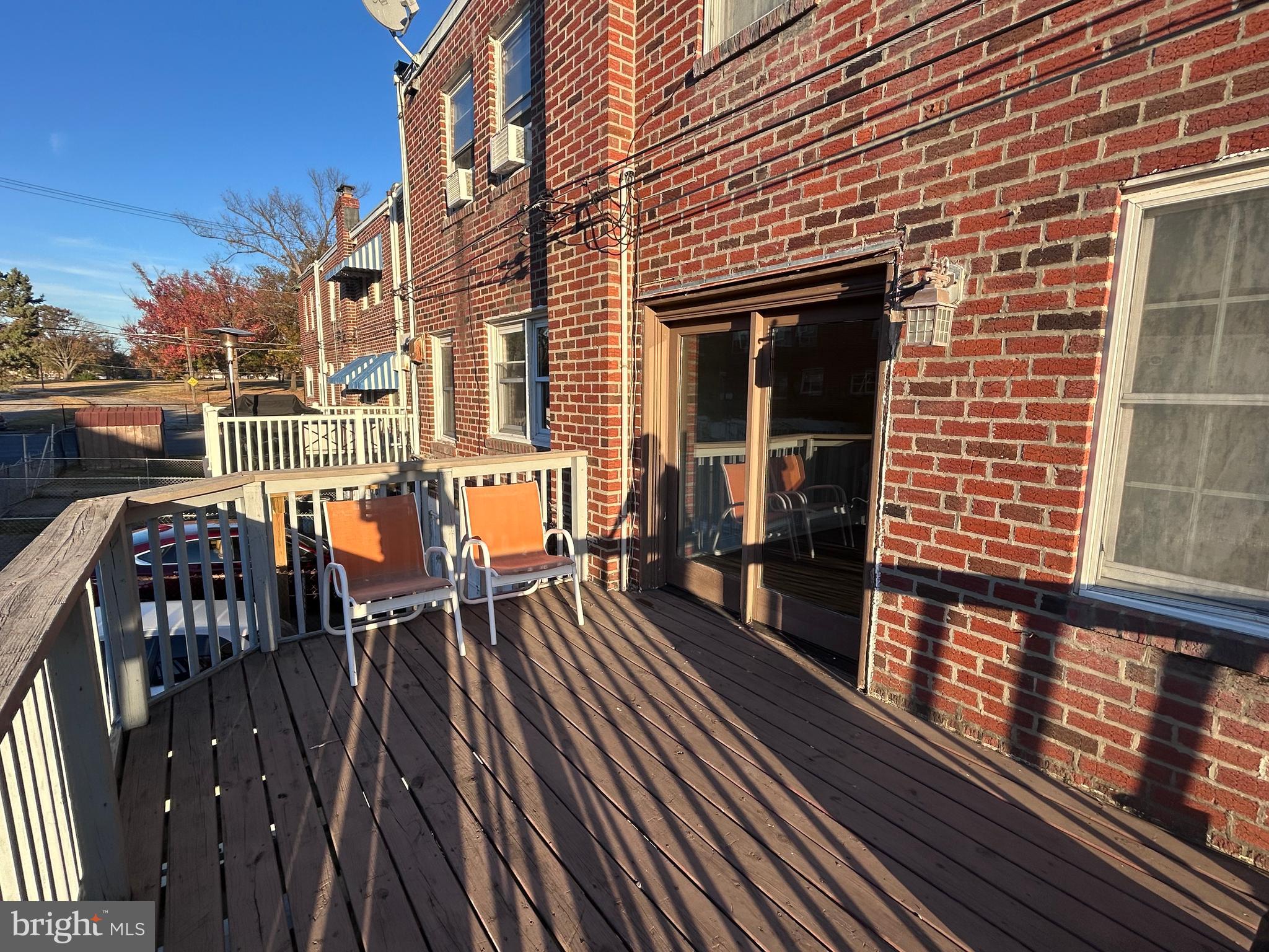 UPPER HOLMESBURG - Residential