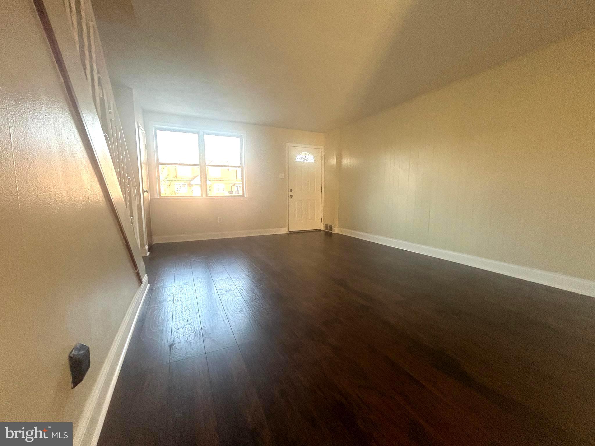 UPPER HOLMESBURG - Residential