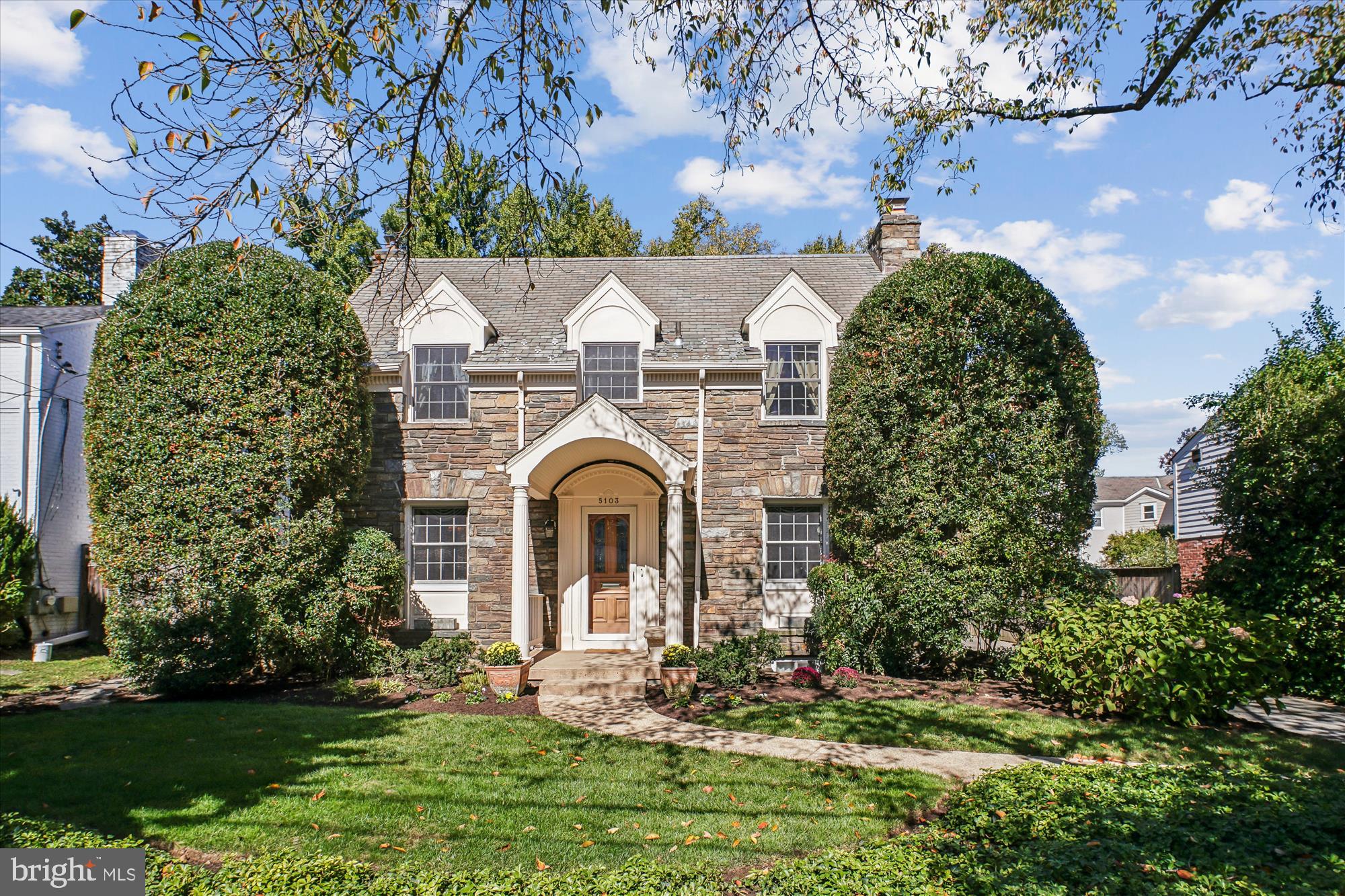 BRADLEY HILLS - Residential
